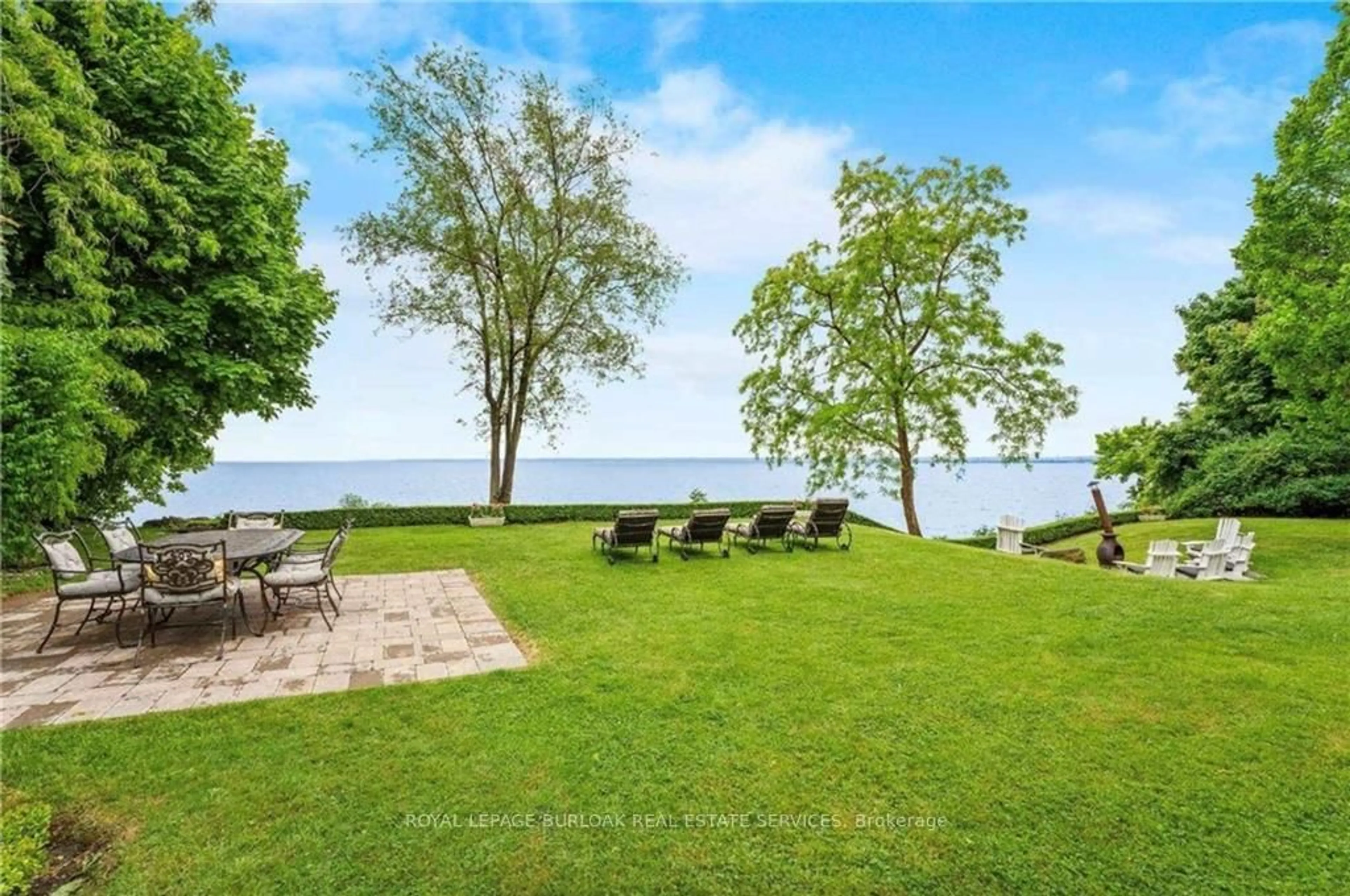 Patio, water/lake/river/ocean view for 227 Green St, Burlington Ontario L7R 0B1