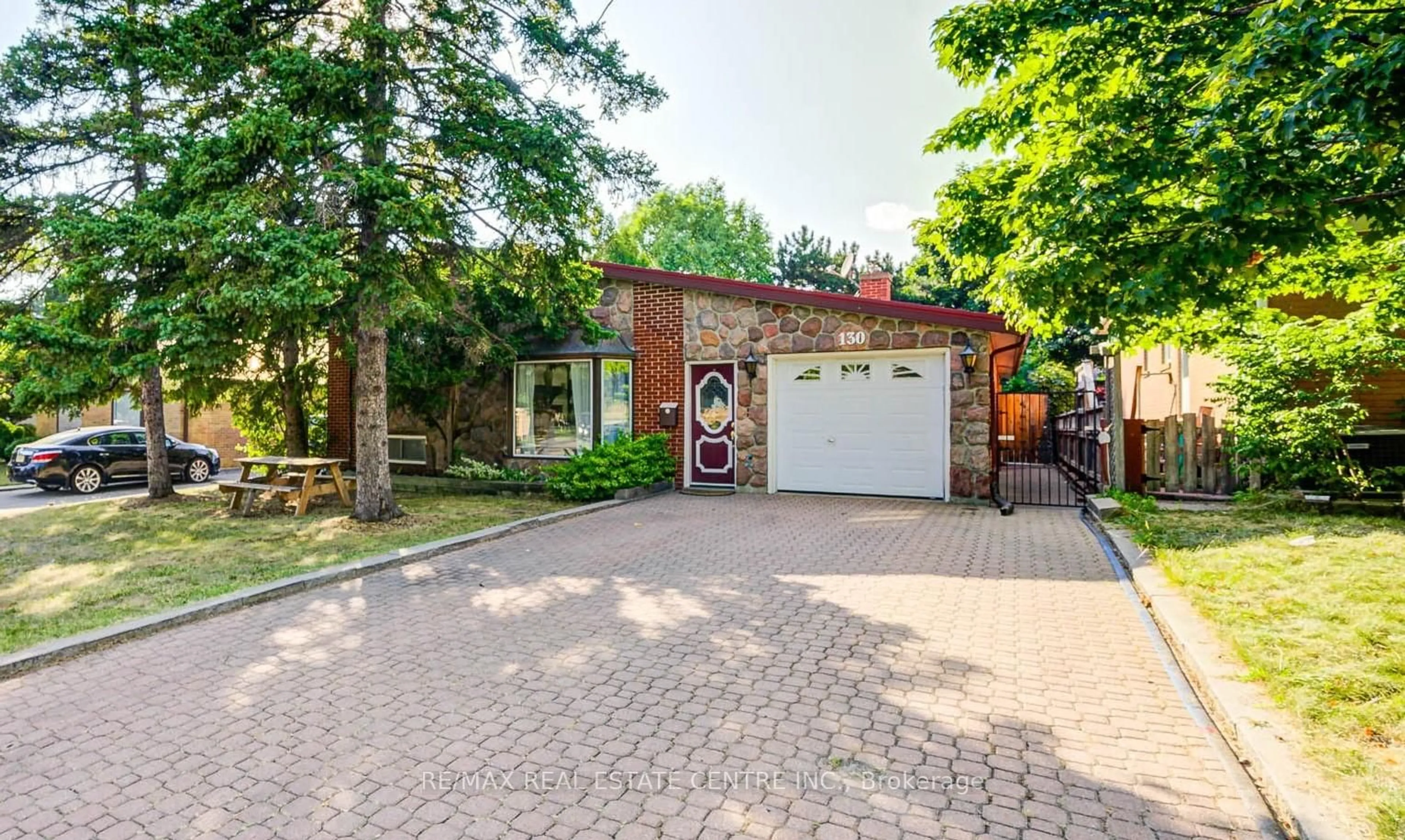 Home with brick exterior material, street for 130 Cornwall Rd, Brampton Ontario L6W 1P3