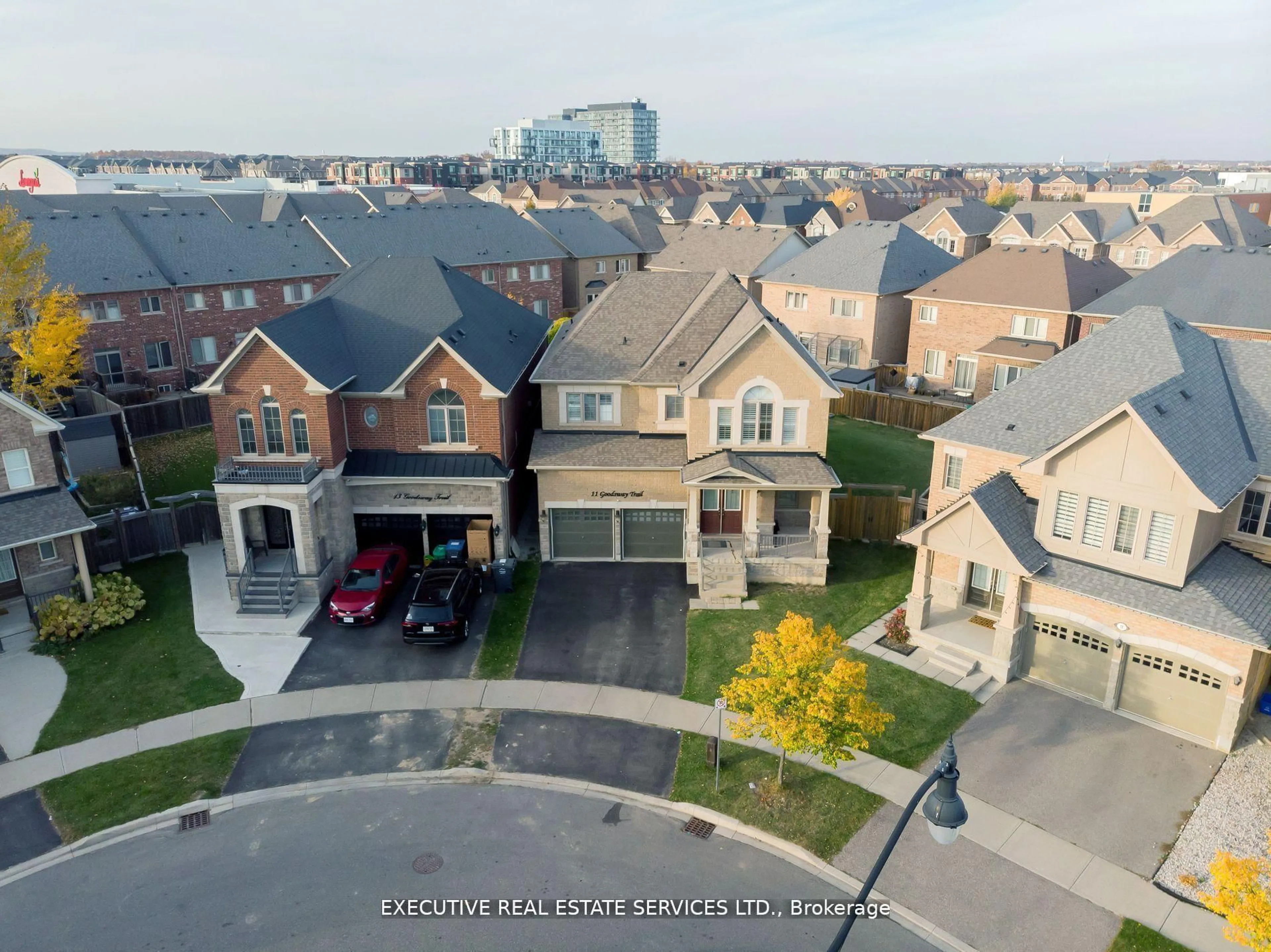 A pic from outside/outdoor area/front of a property/back of a property/a pic from drone, street for 11 Goodsway Tr, Brampton Ontario L7A 4A3