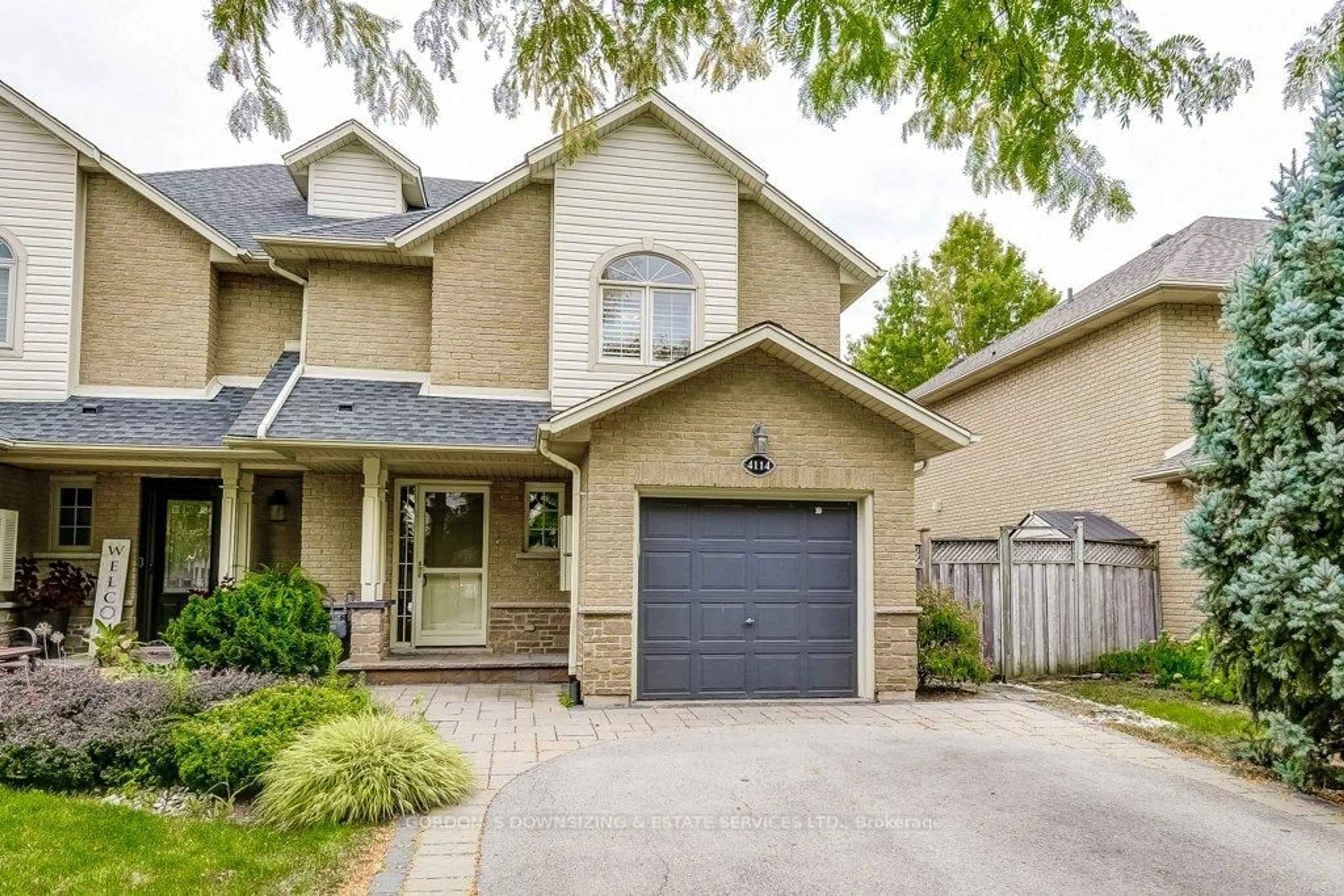 Home with brick exterior material, street for 4114 Foxwood Dr, Burlington Ontario L7M 4L3