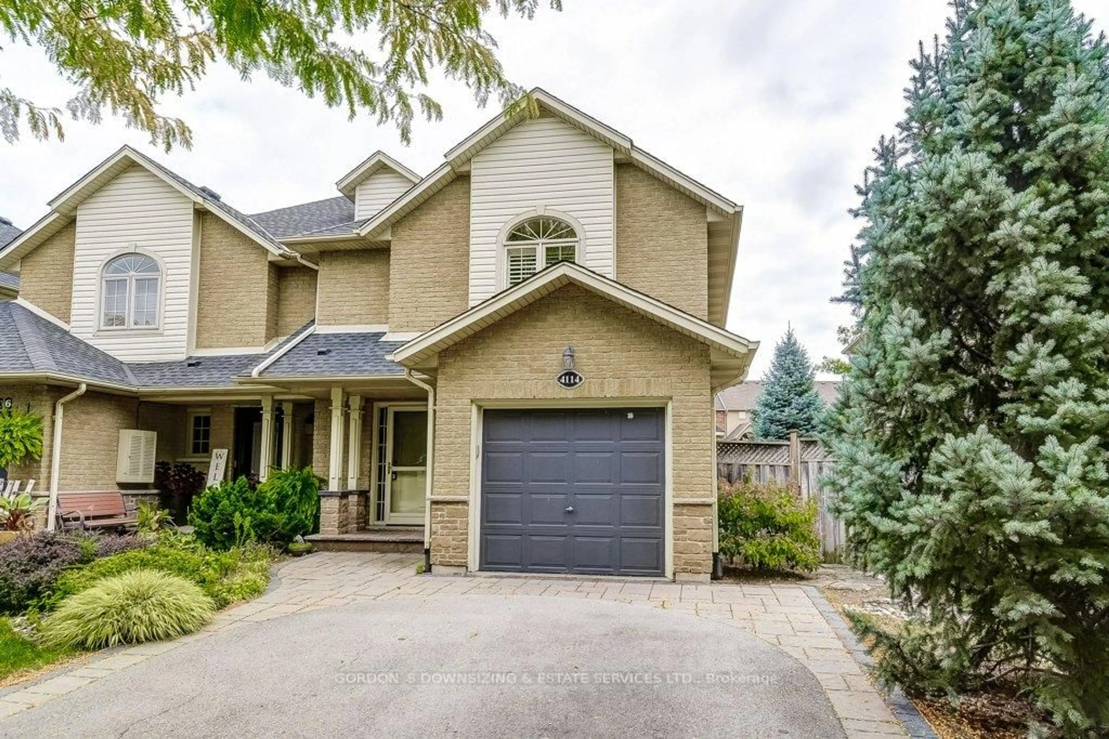 Home with brick exterior material, street for 4114 Foxwood Dr, Burlington Ontario L7M 4L3
