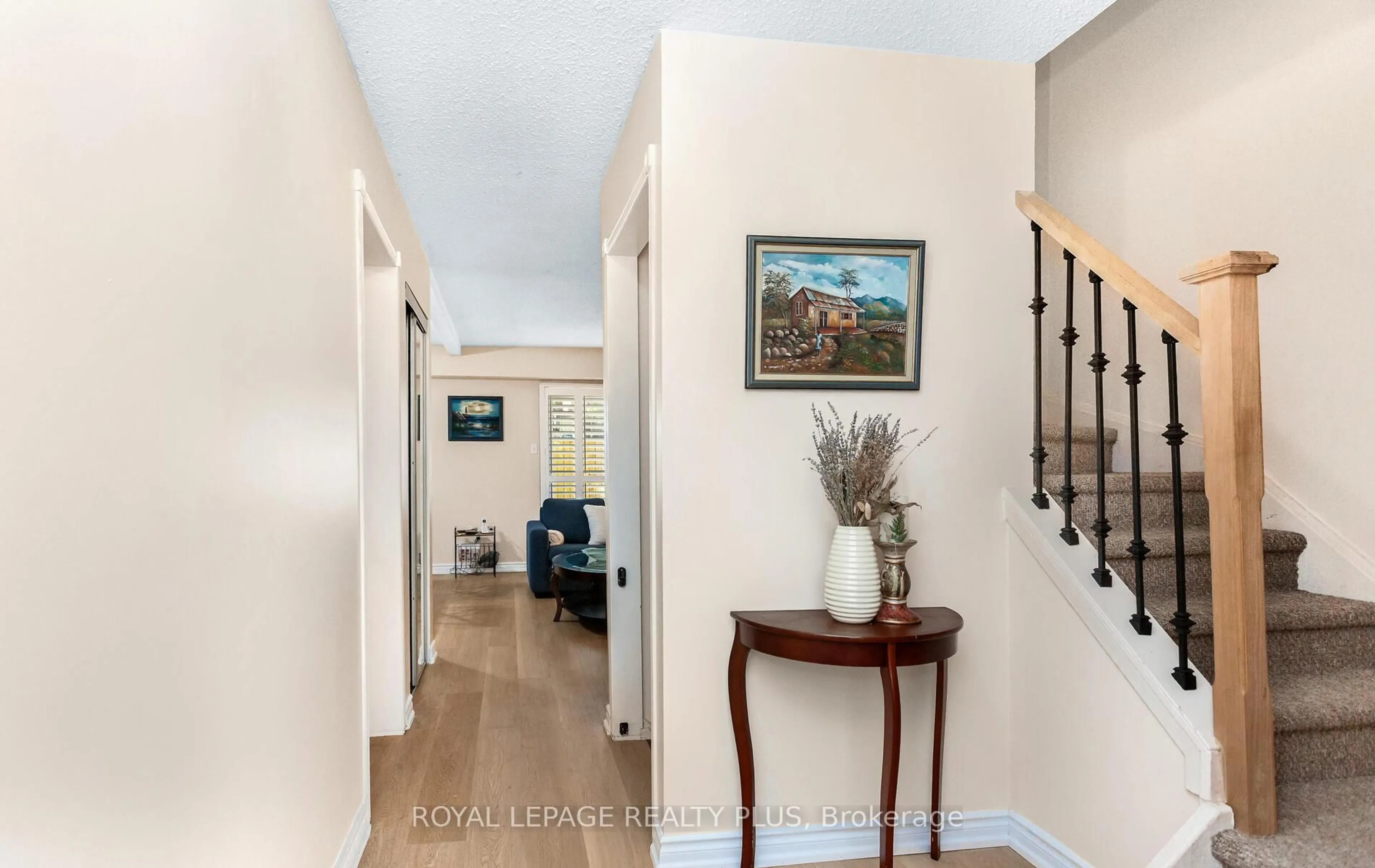 Indoor entryway for 42 Gilmore Dr, Brampton Ontario L6V 3K4