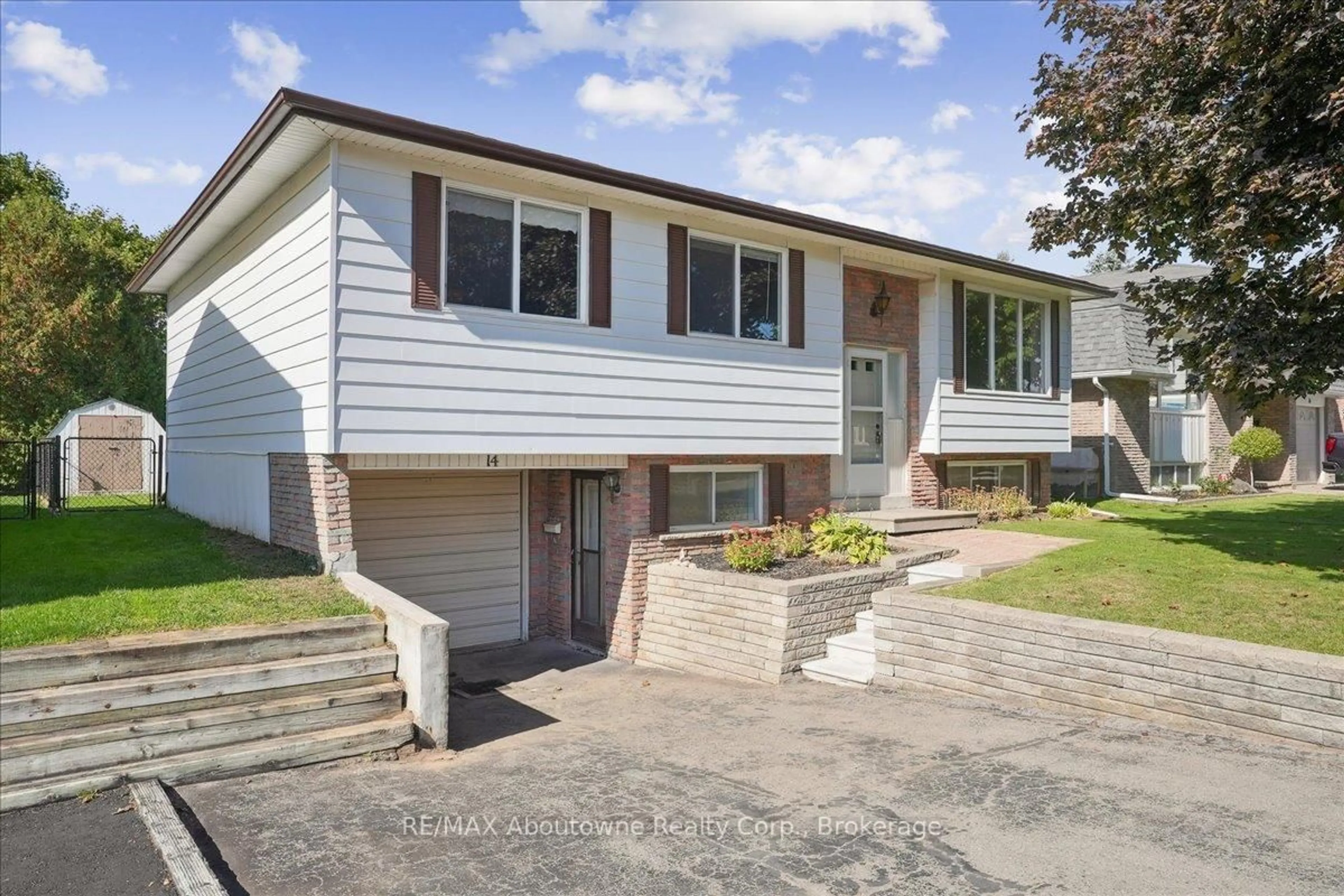 Unknown for 14 Norman Ave, Halton Hills Ontario L7J 2R4
