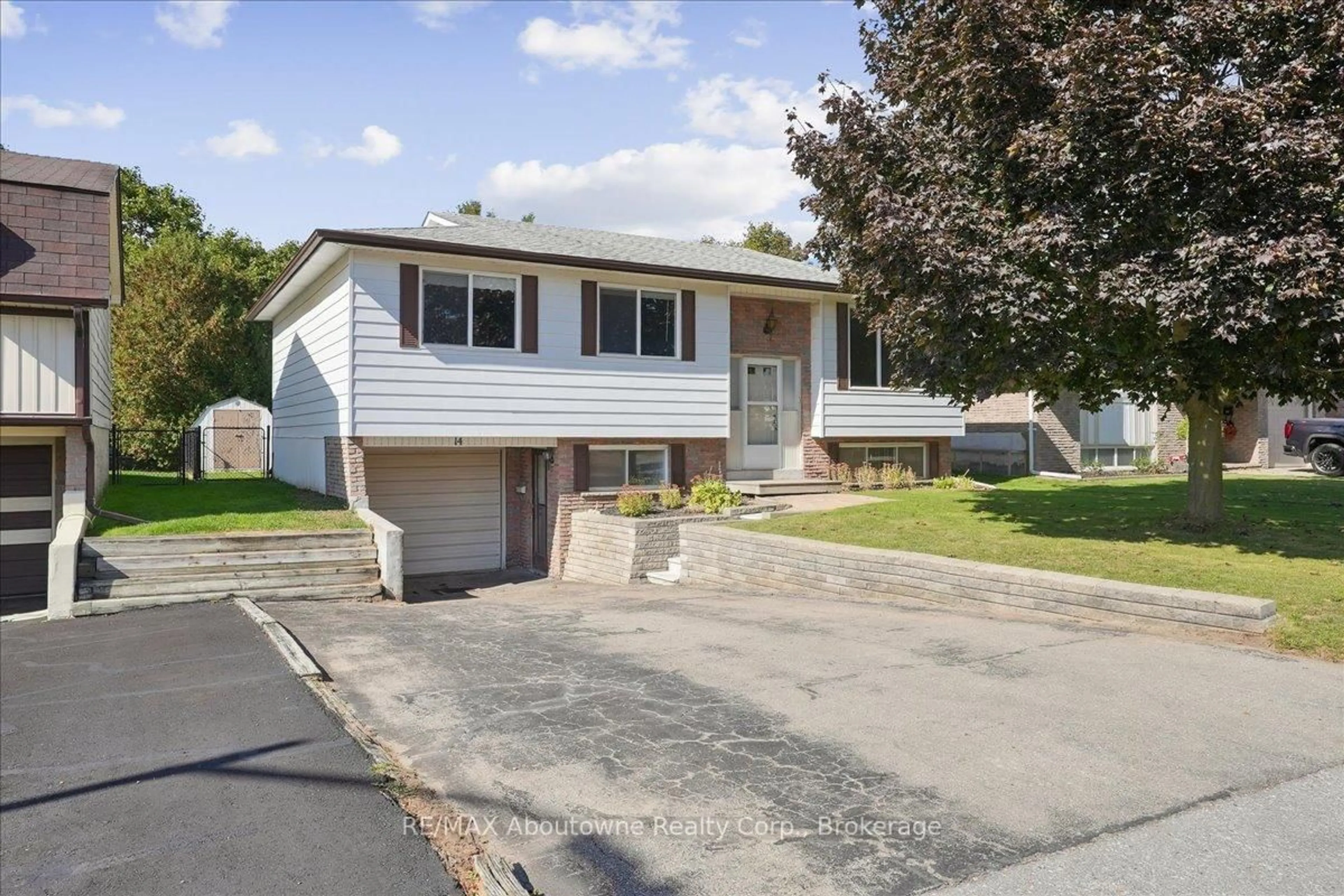Home with vinyl exterior material, street for 14 Norman Ave, Halton Hills Ontario L7J 2R4