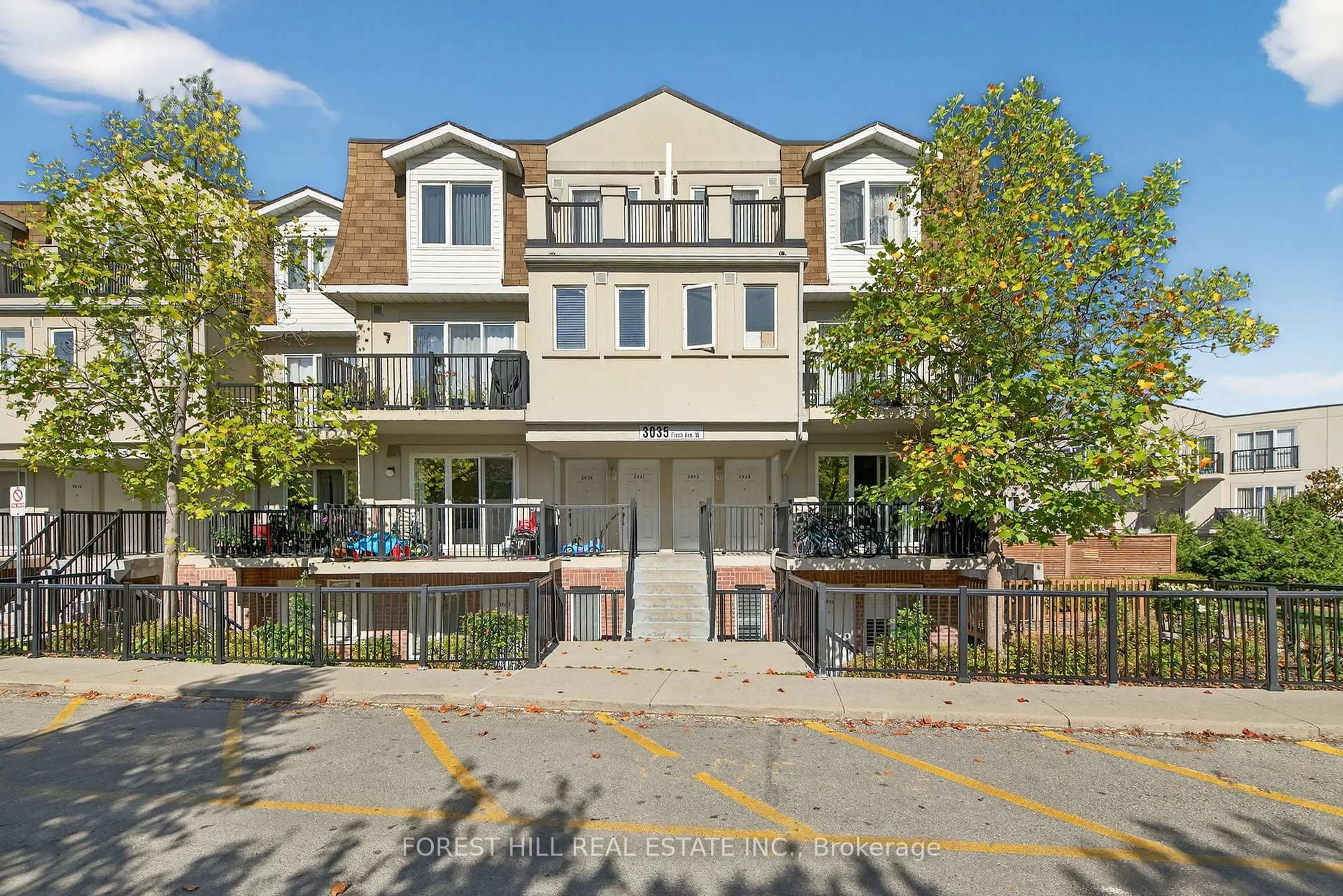 Unknown for 3035 Finch Ave Ave #2022, Toronto Ontario M9M 0A3