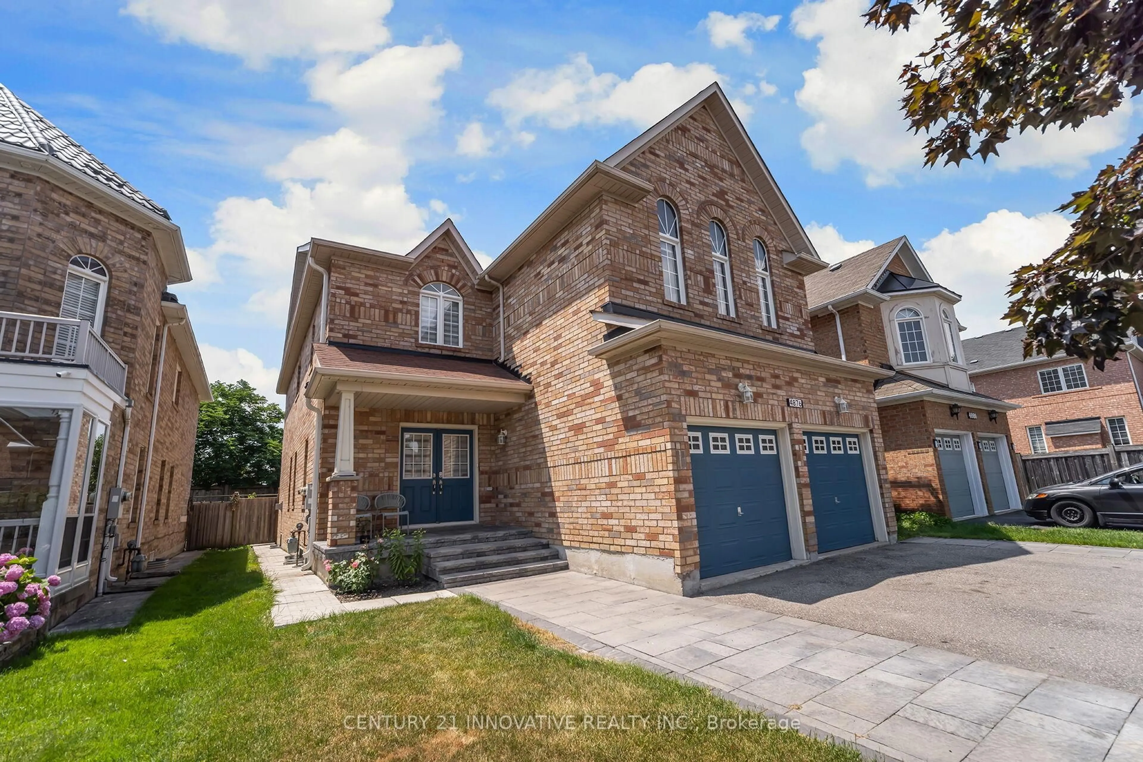 Home with brick exterior material, street for 4876 Potomac Crt, Mississauga Ontario L5R 0B1