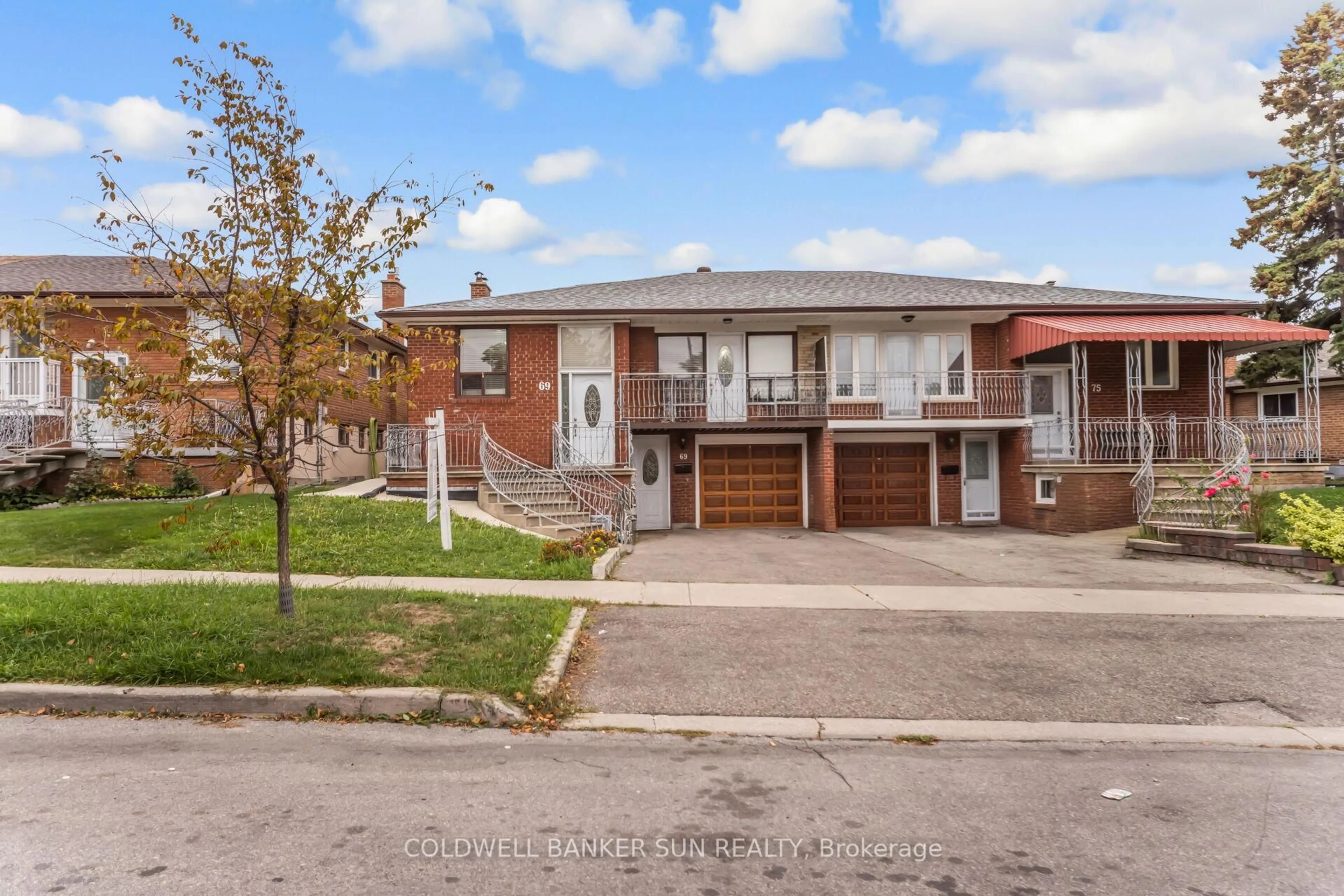 Unknown for 69 Songwood Dr, Toronto Ontario M9M 1X4