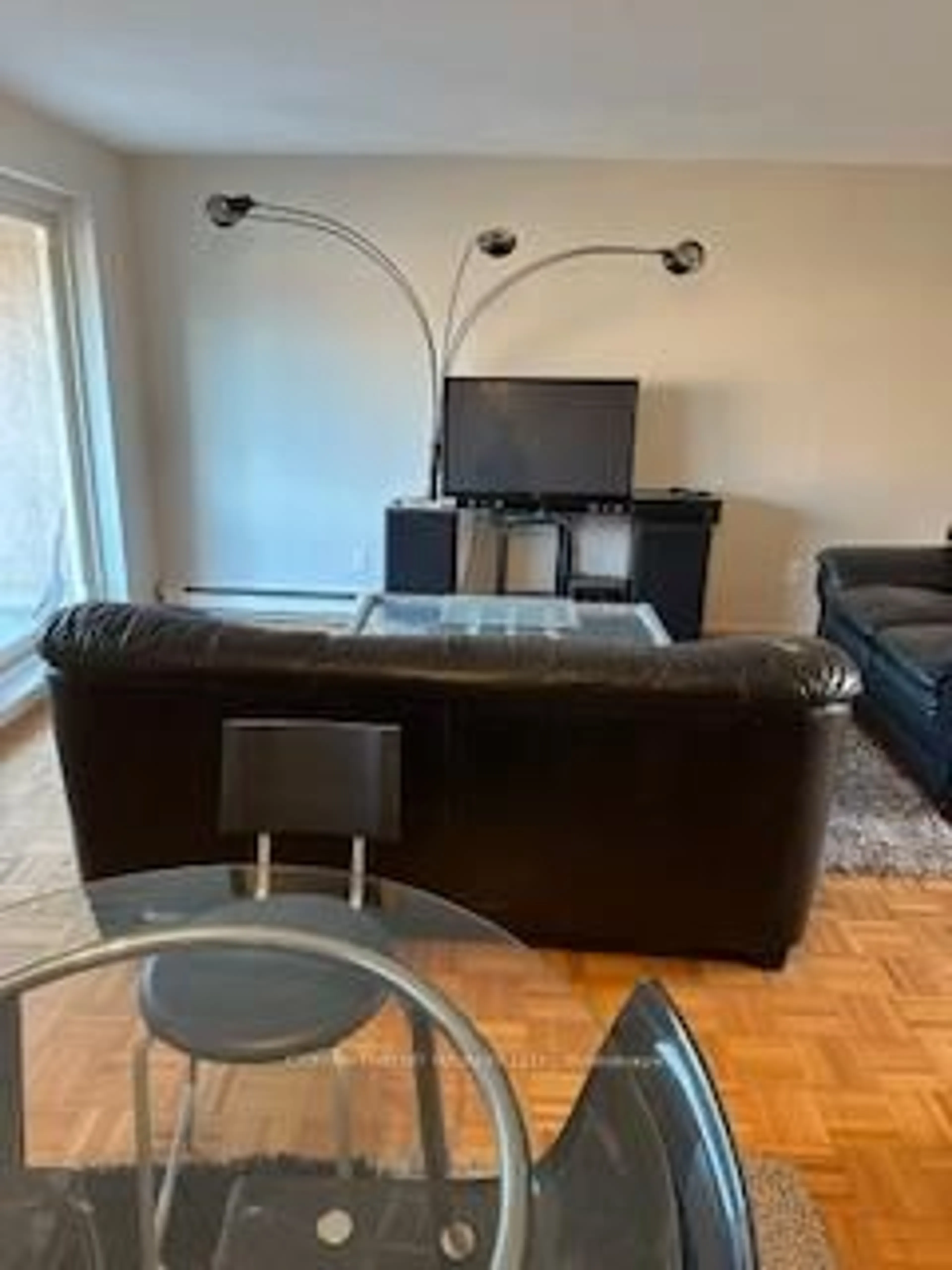 Living room with furniture, unknown for 3060 Constitution Blvd #277, Mississauga Ontario L4Y 3X8