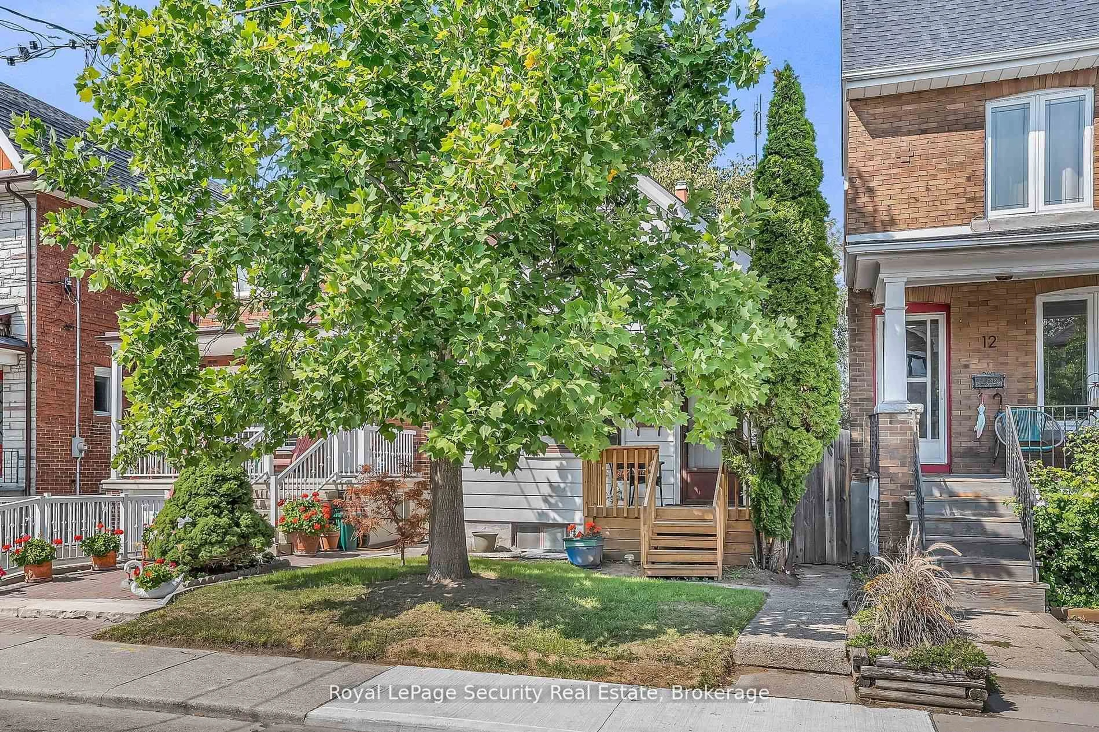 Unknown for 14 Morland Rd, Toronto Ontario M6S 2M8