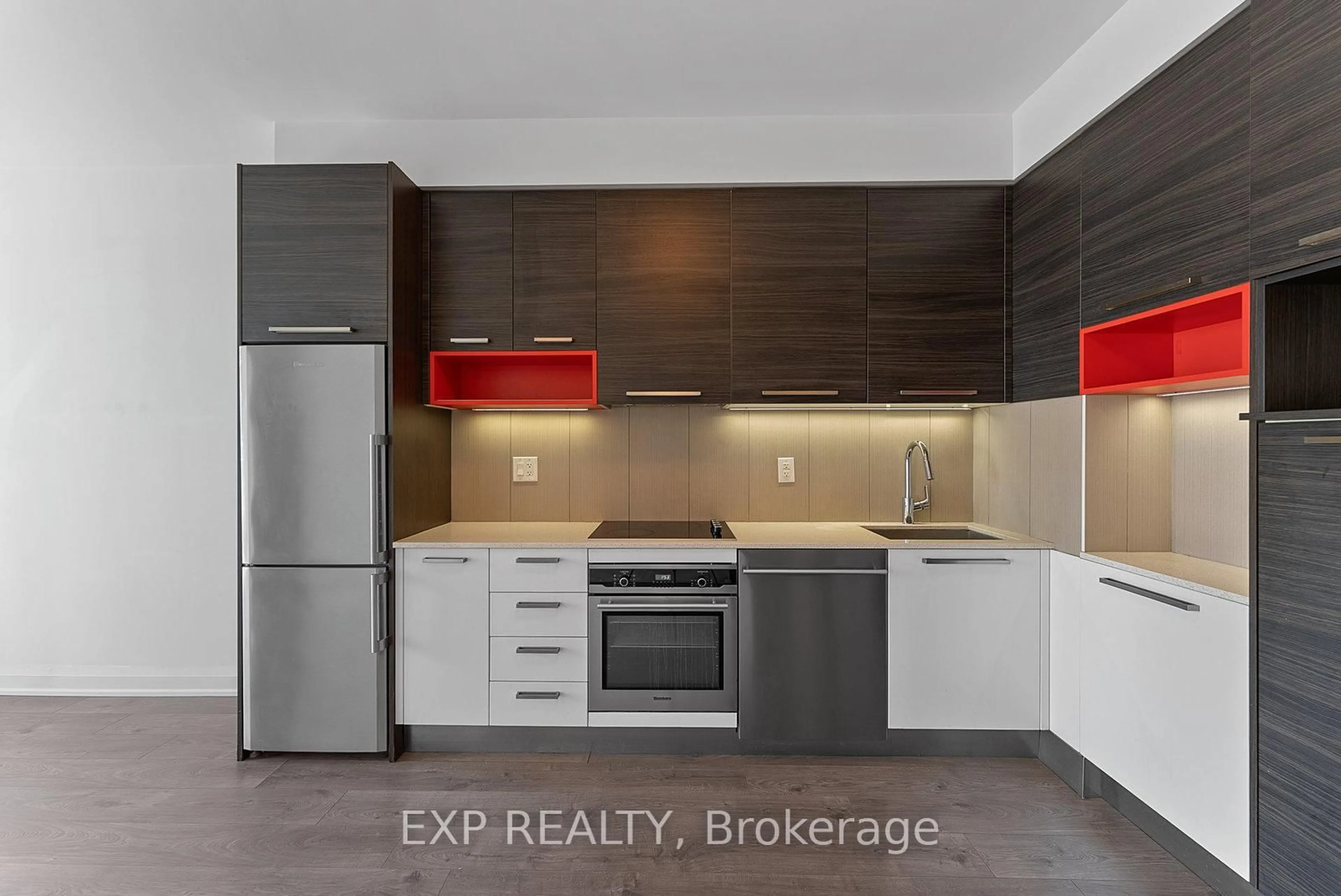Standard kitchen, ceramic/tile floor for 36 Park Lawn Rd #1601, Toronto Ontario M8V 0E5