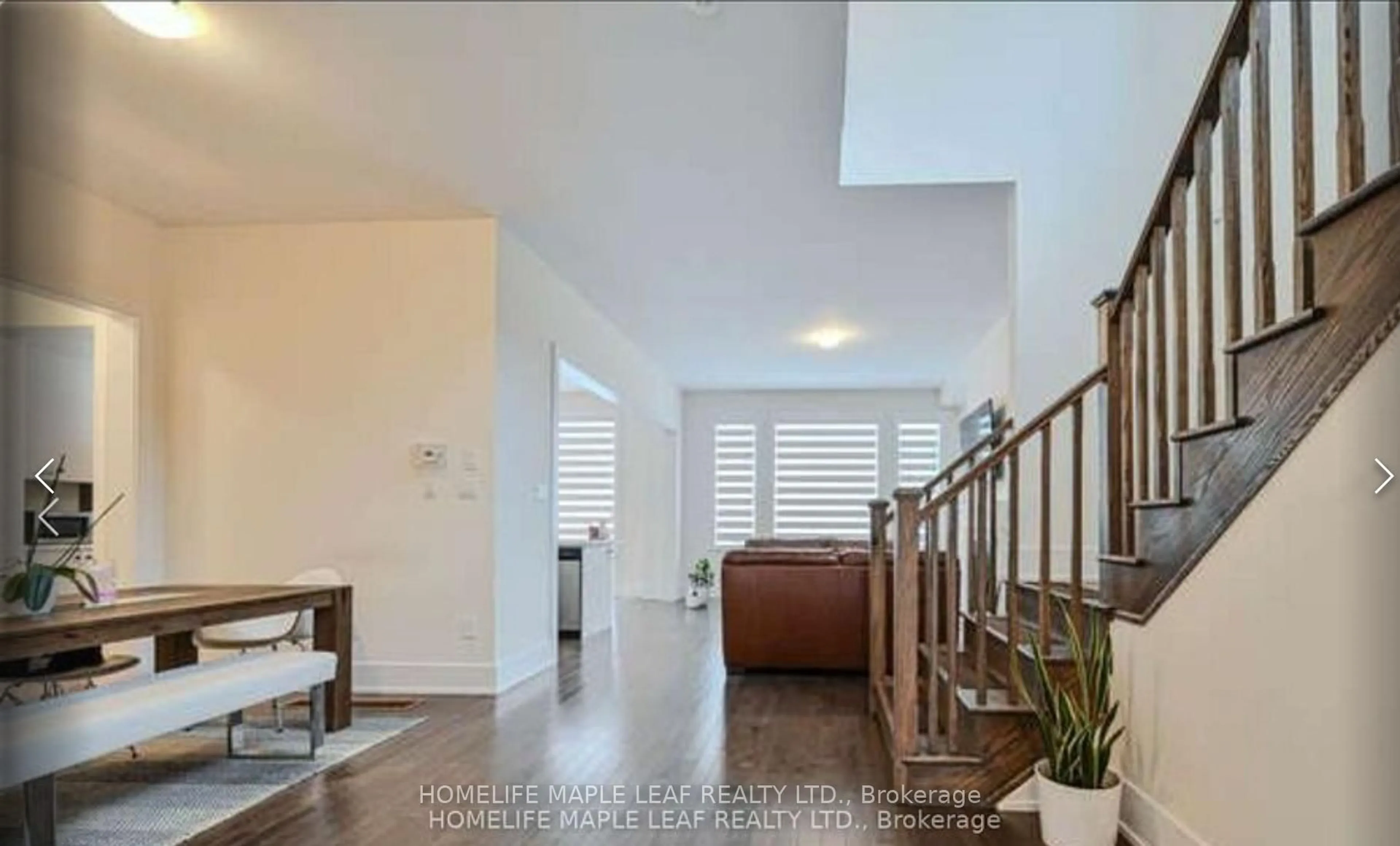 Indoor entryway for 20 Spinland St, Caledon Ontario L2C 4K4