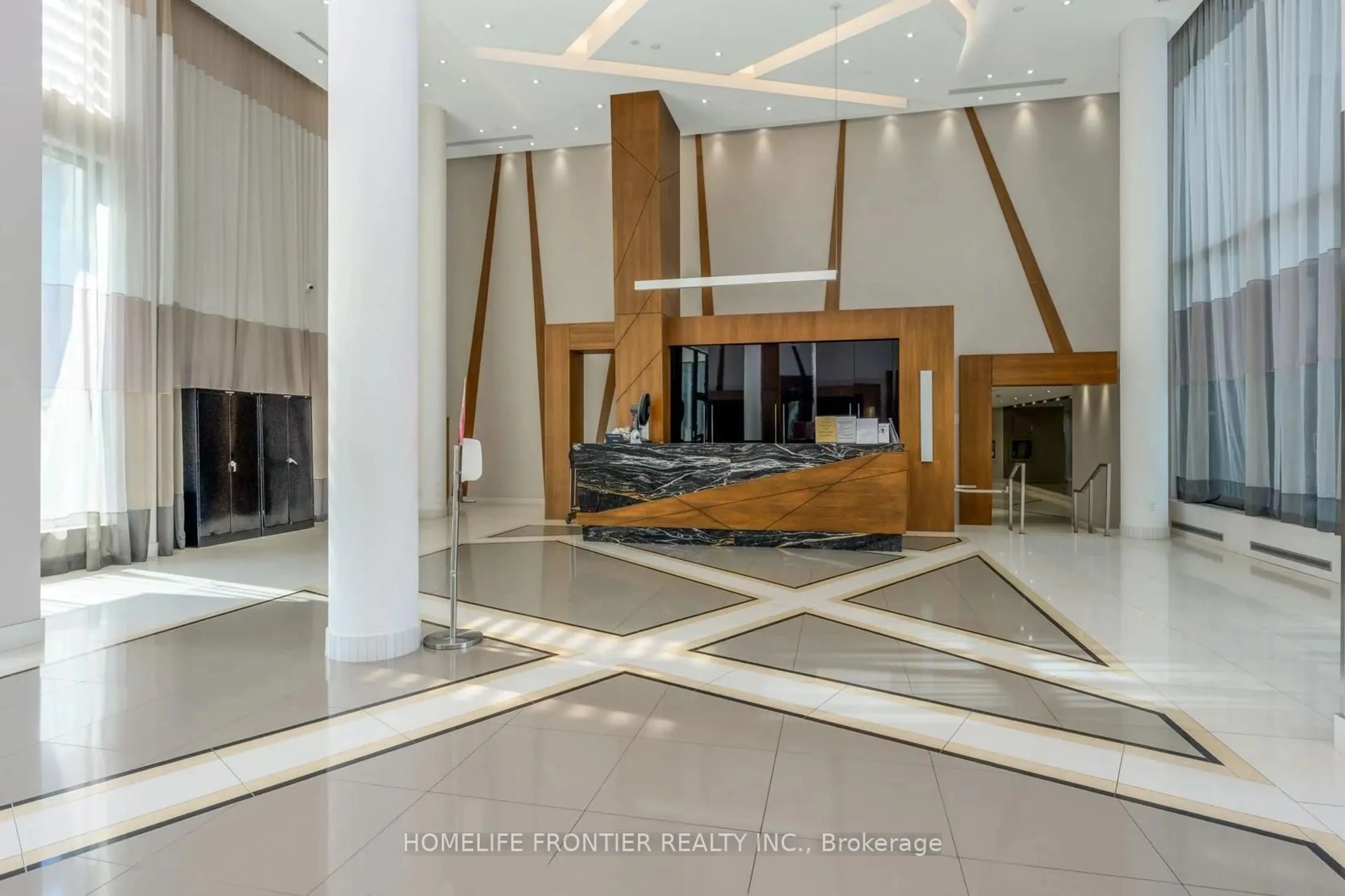 Lobby for 55 Eglinton Ave #1106, Mississauga Ontario L5R 0E4