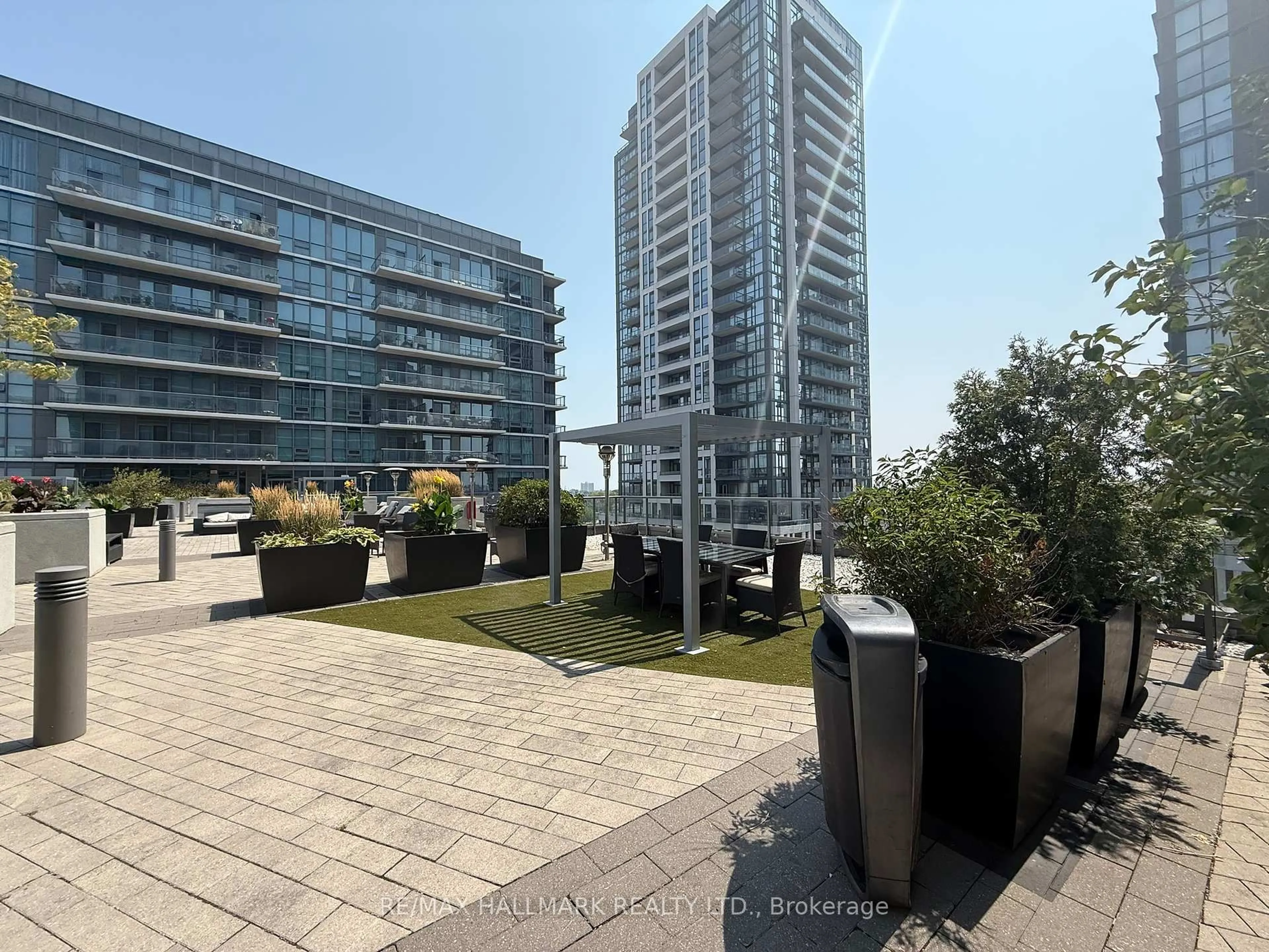 A pic from outside/outdoor area/front of a property/back of a property/a pic from drone, city buildings view from balcony for 1185 The Queensway St #1211, Toronto Ontario M8Z 0C6