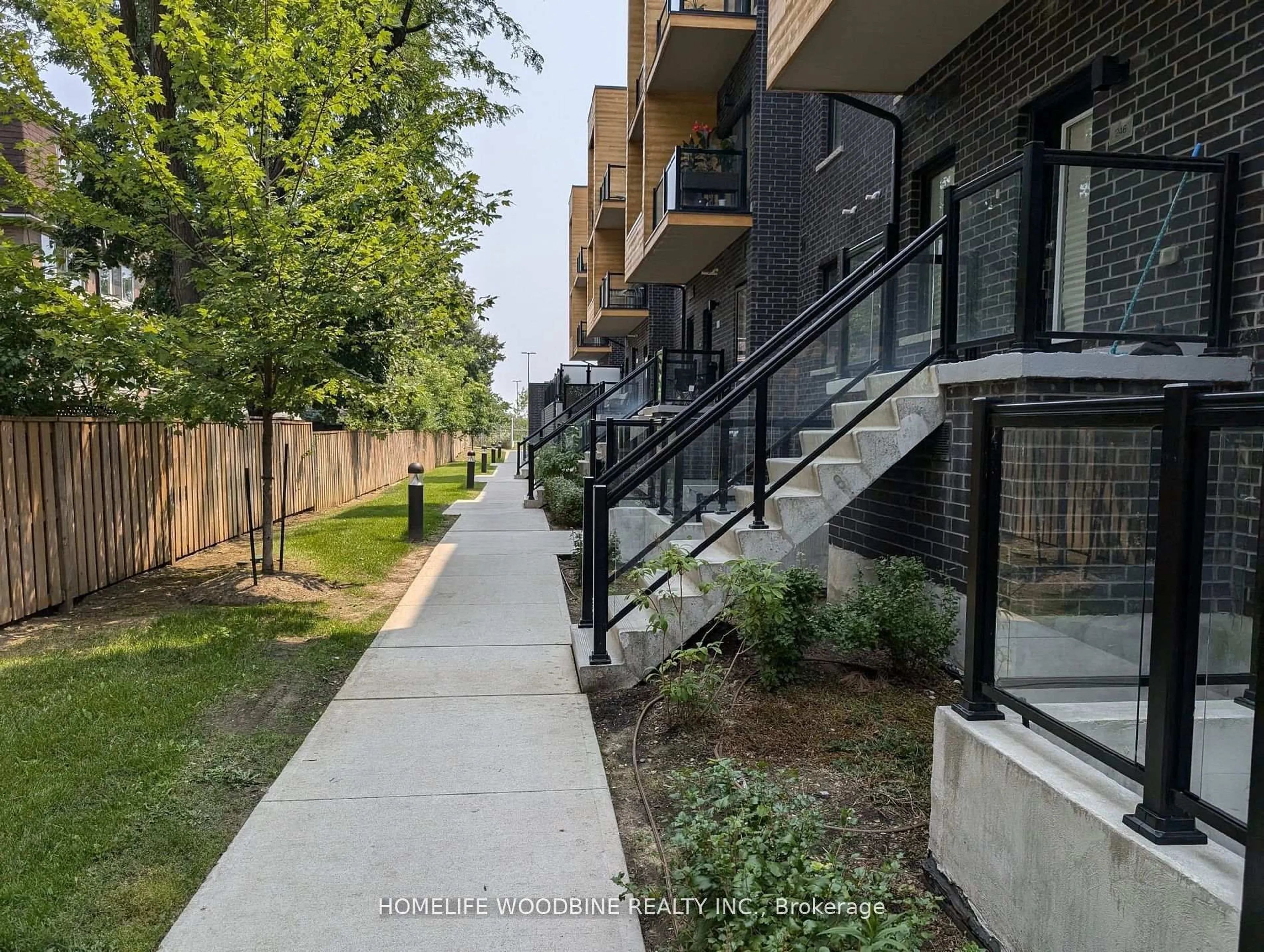 Unknown for 1145 Journeyman Lane #121, Mississauga Ontario L5J 0B5