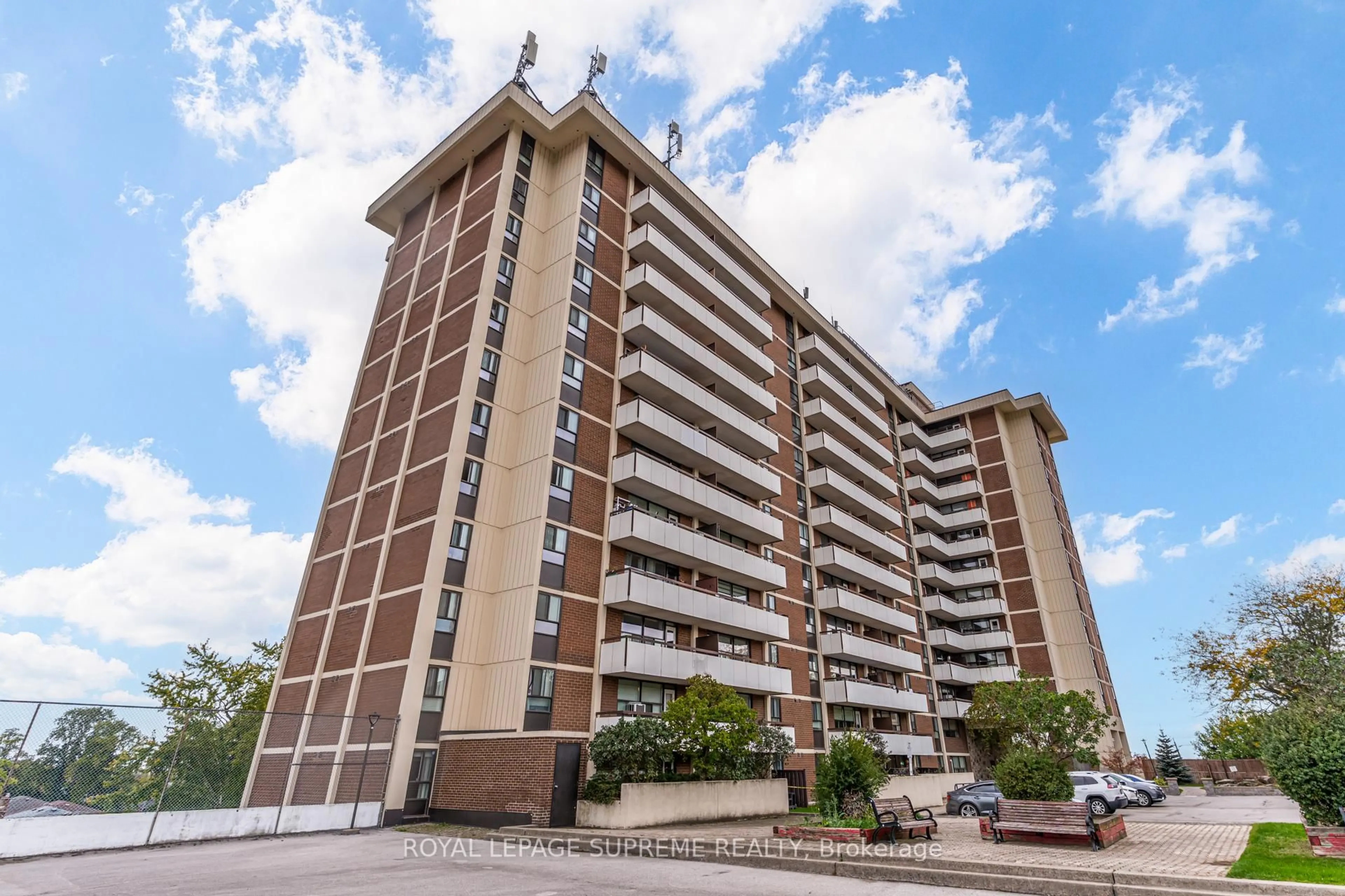 Unknown for 541 Blackthorn Ave #206, Toronto Ontario M6M 5A6