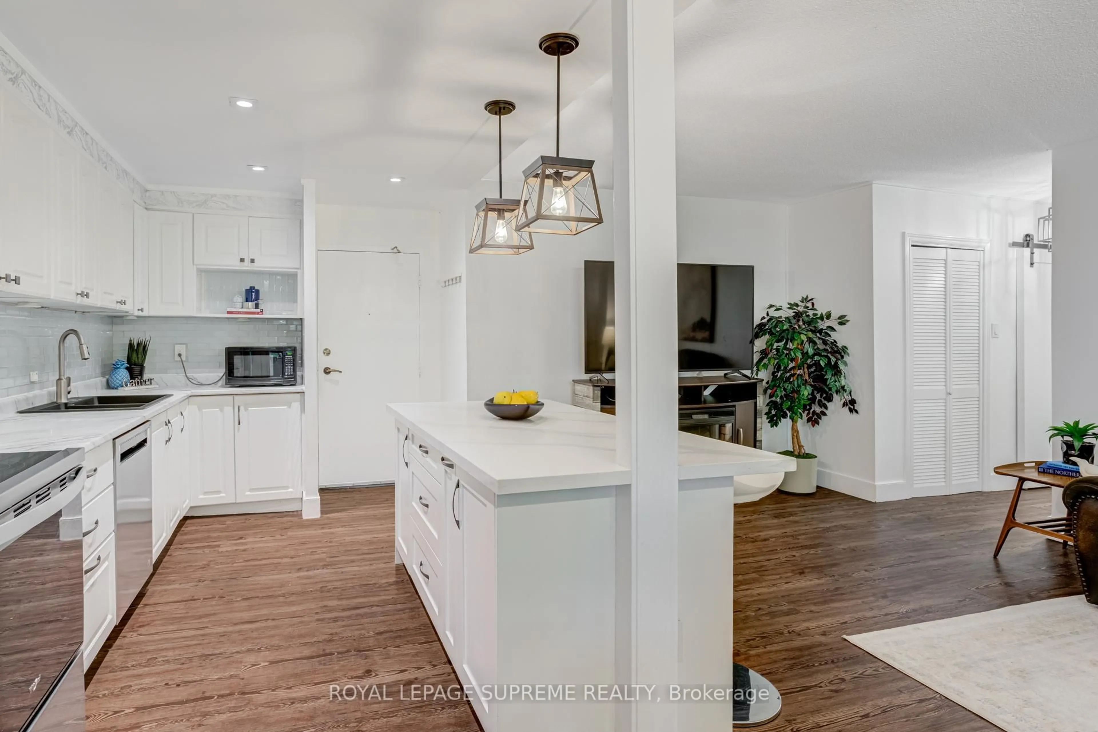 Open concept kitchen, unknown for 541 Blackthorn Ave #206, Toronto Ontario M6M 5A6