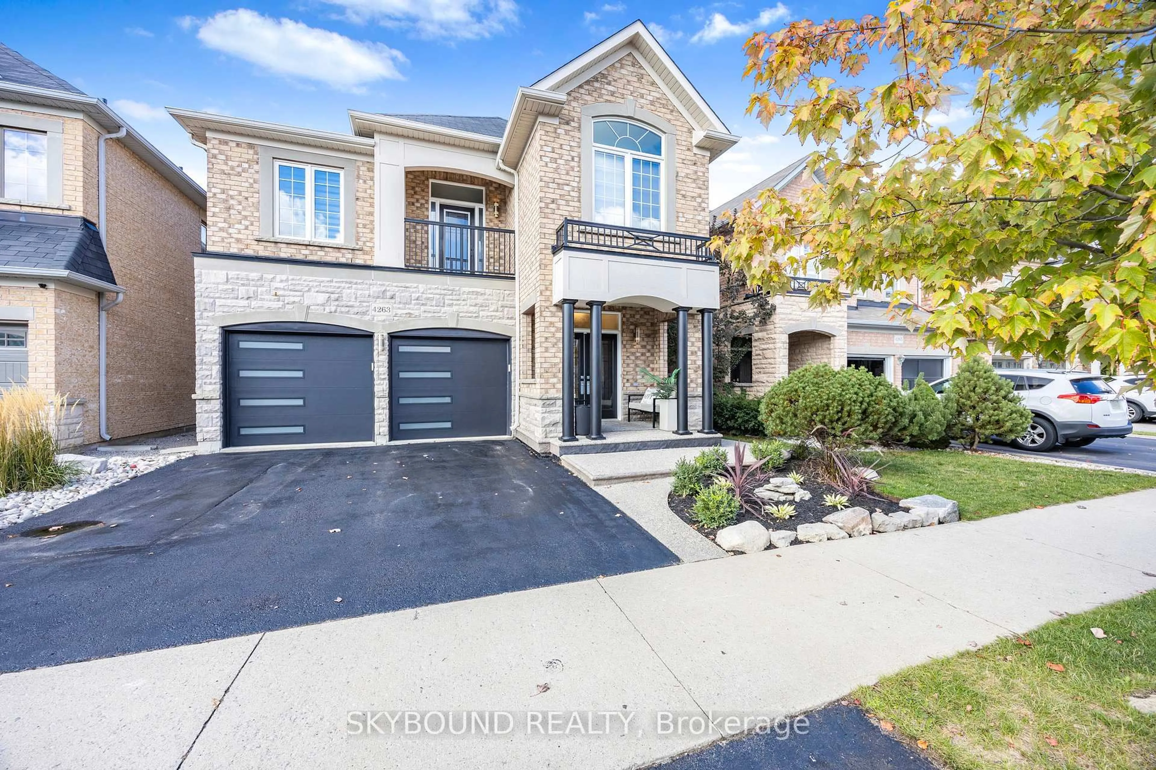 Home with brick exterior material, street for 4263 Vivaldi Rd, Burlington Ontario L7M 0N4