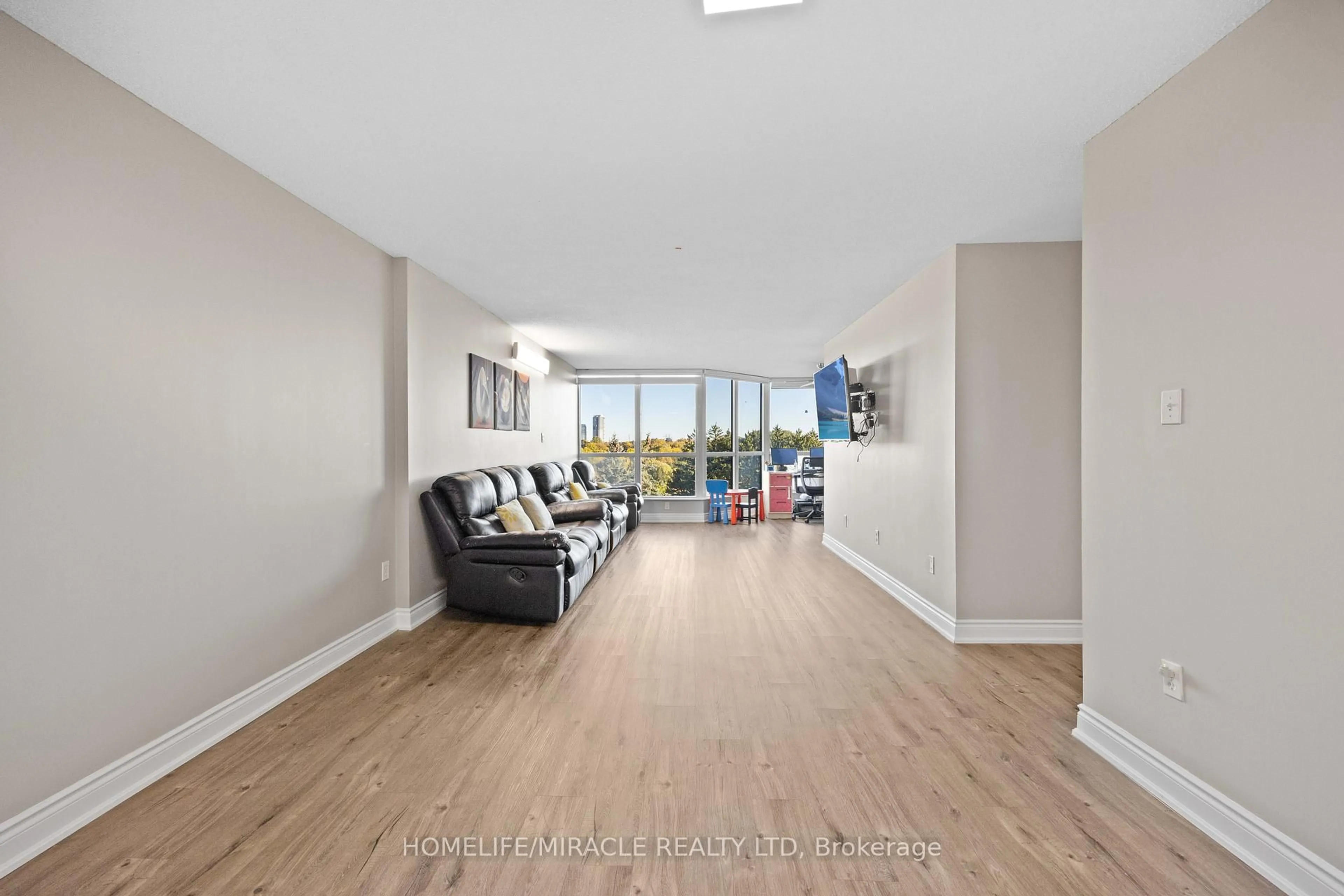 Unknown for 1 Rowntree Rd #307, Toronto Ontario M9V 5G7