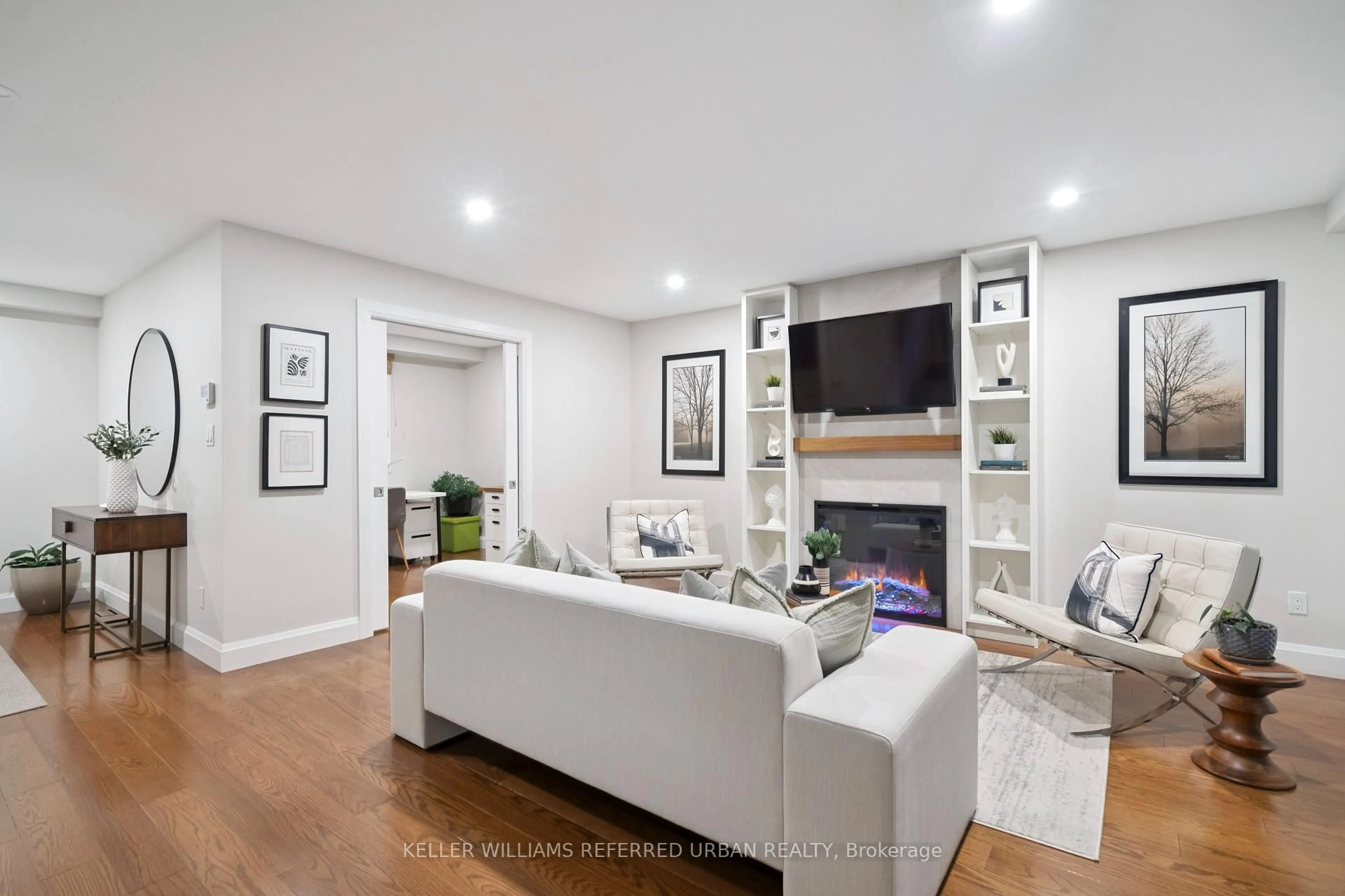 Living room with furniture, wood/laminate floor for 238 Slater Cres, Oakville Ontario L6K 2C8