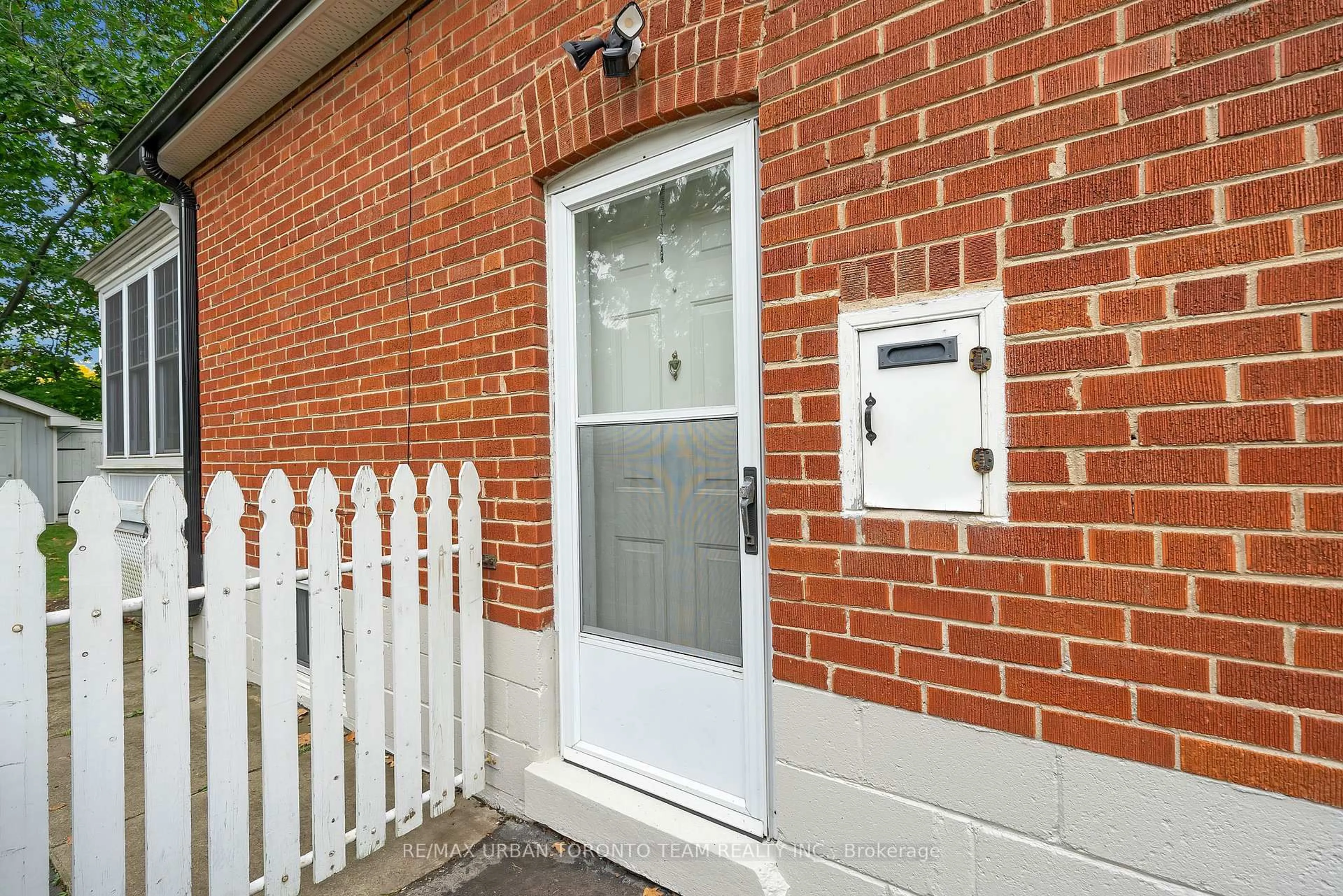 Unknown for 25 Westhead Rd, Toronto Ontario M8W 4R7