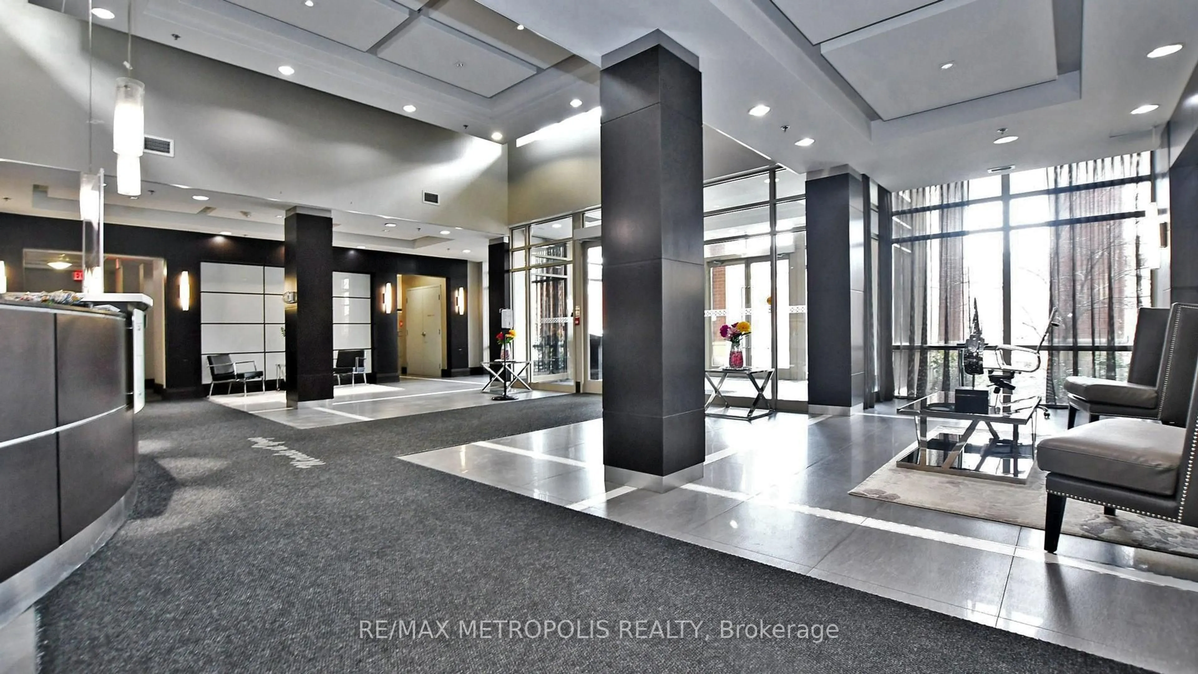 Unknown for 75 King St #1609, Mississauga Ontario L5A 4G5