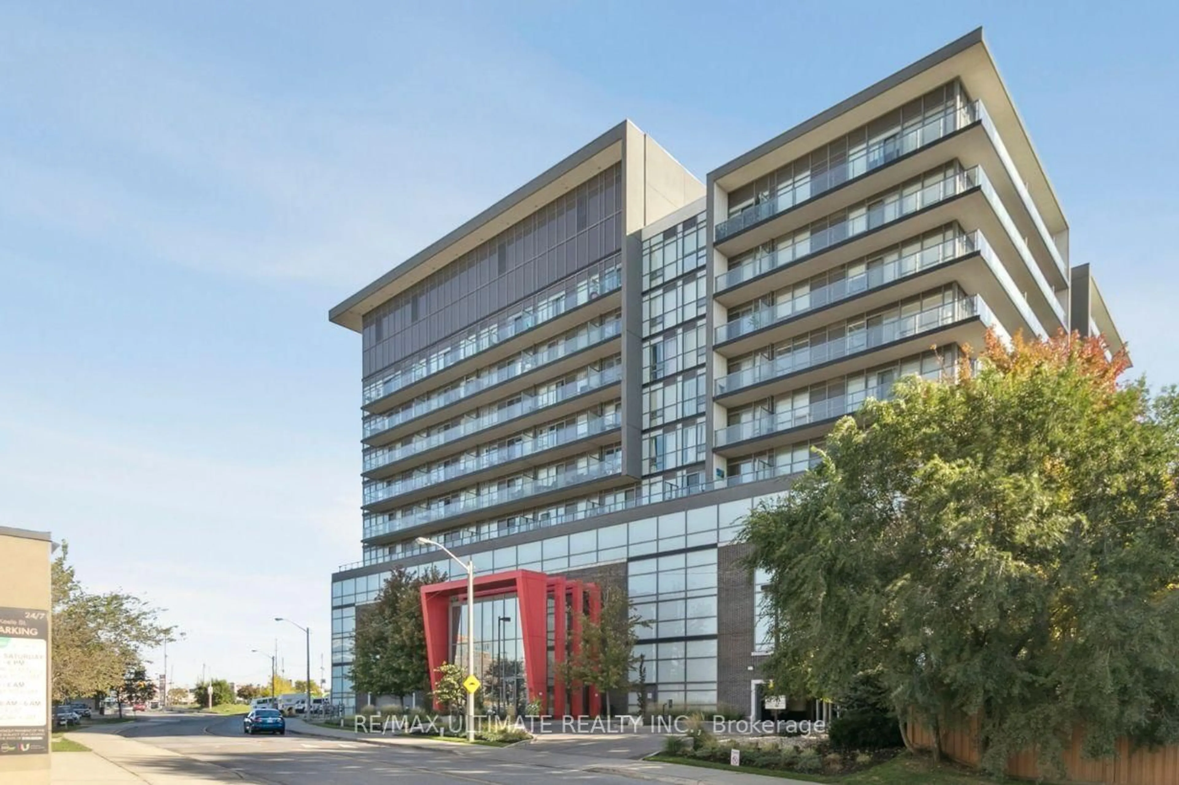 Indoor foyer for 15 James Finlay Way #730, Toronto Ontario M3M 0B3