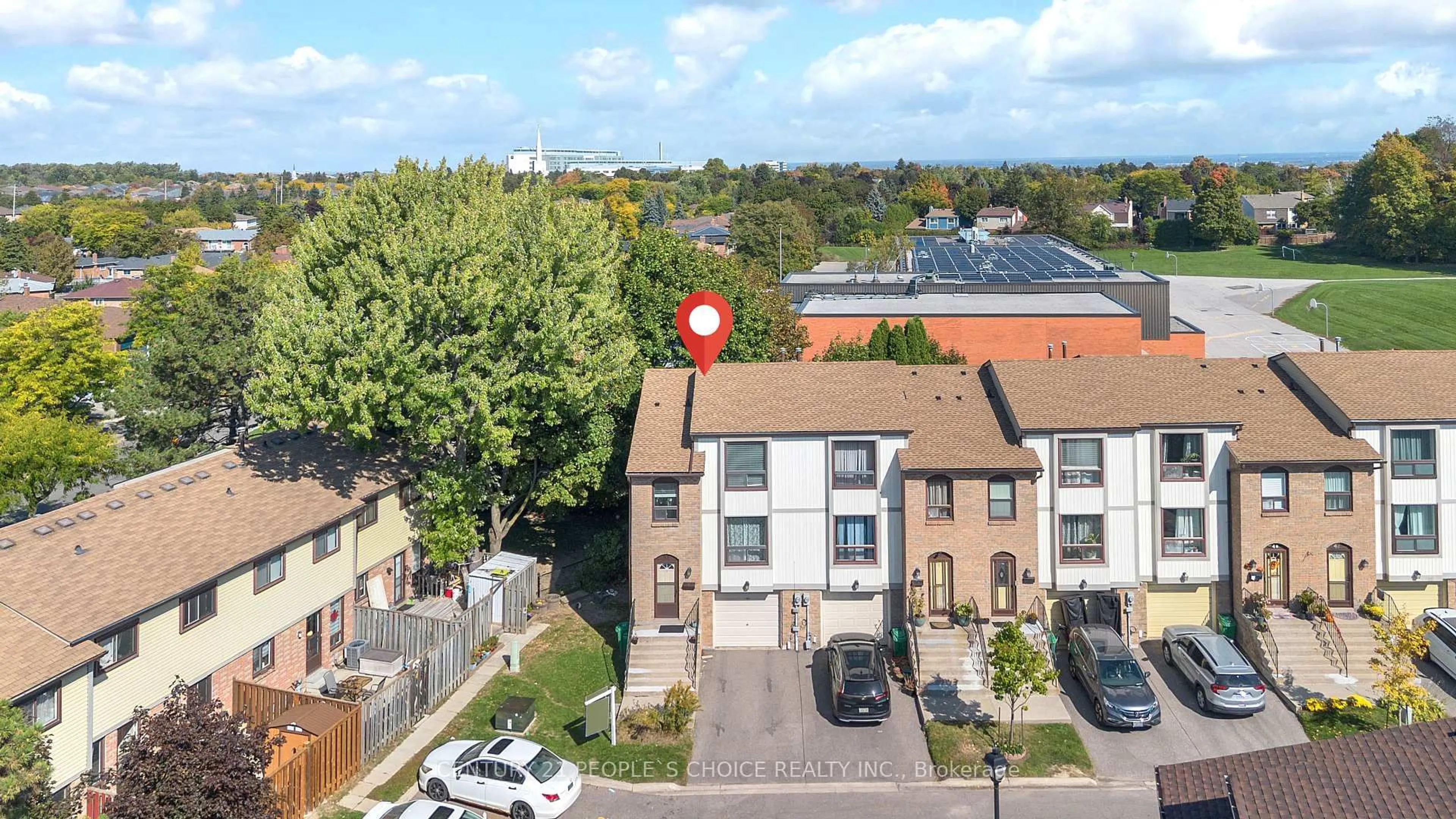 A pic from outside/outdoor area/front of a property/back of a property/a pic from drone, city buildings view from balcony for 51 Mcmullen Cres, Brampton Ontario L6S 3M2
