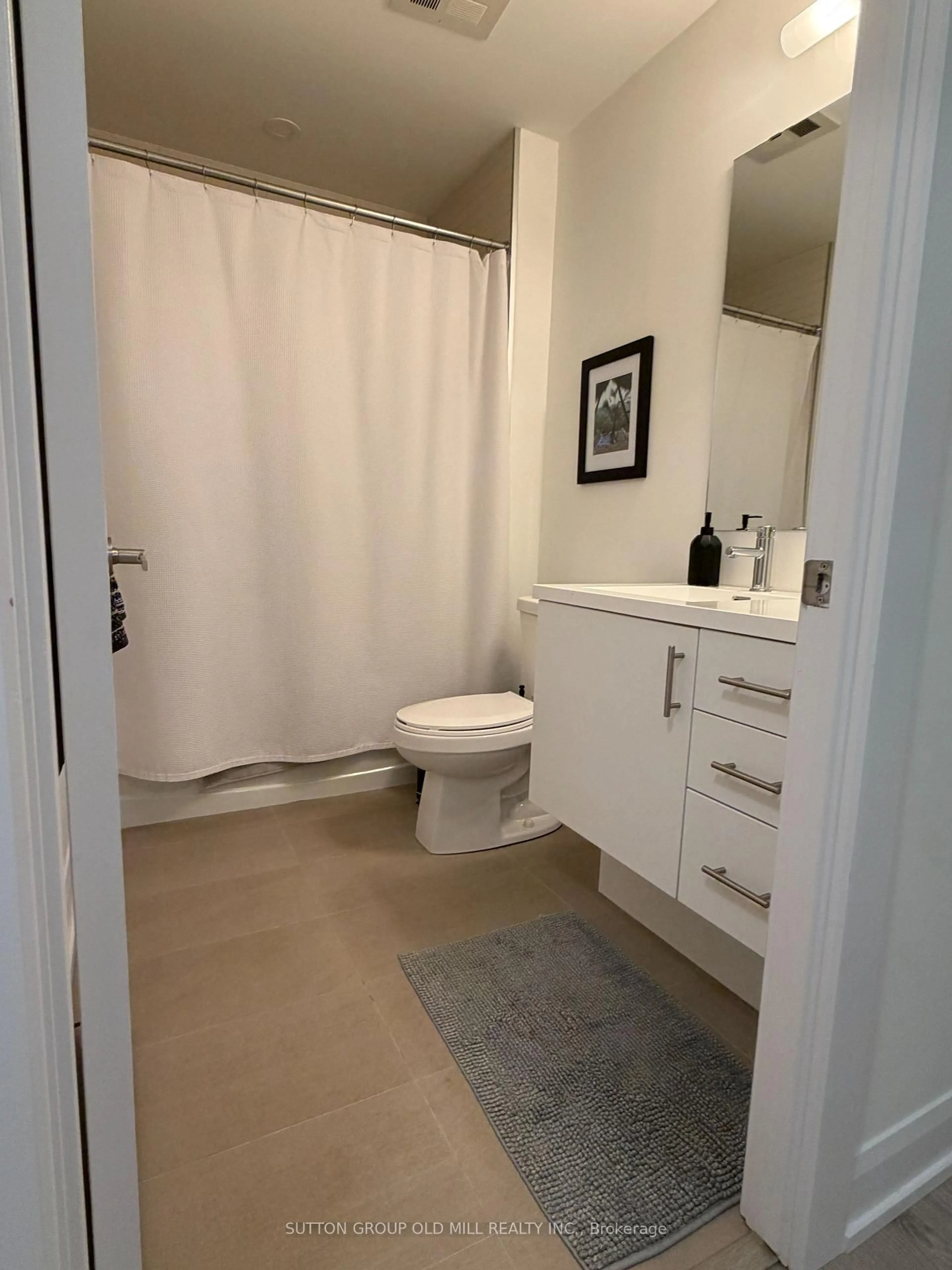 Standard bathroom, unknown for 3220 william Coltson Ave #316, Oakville Ontario L6H 7X9