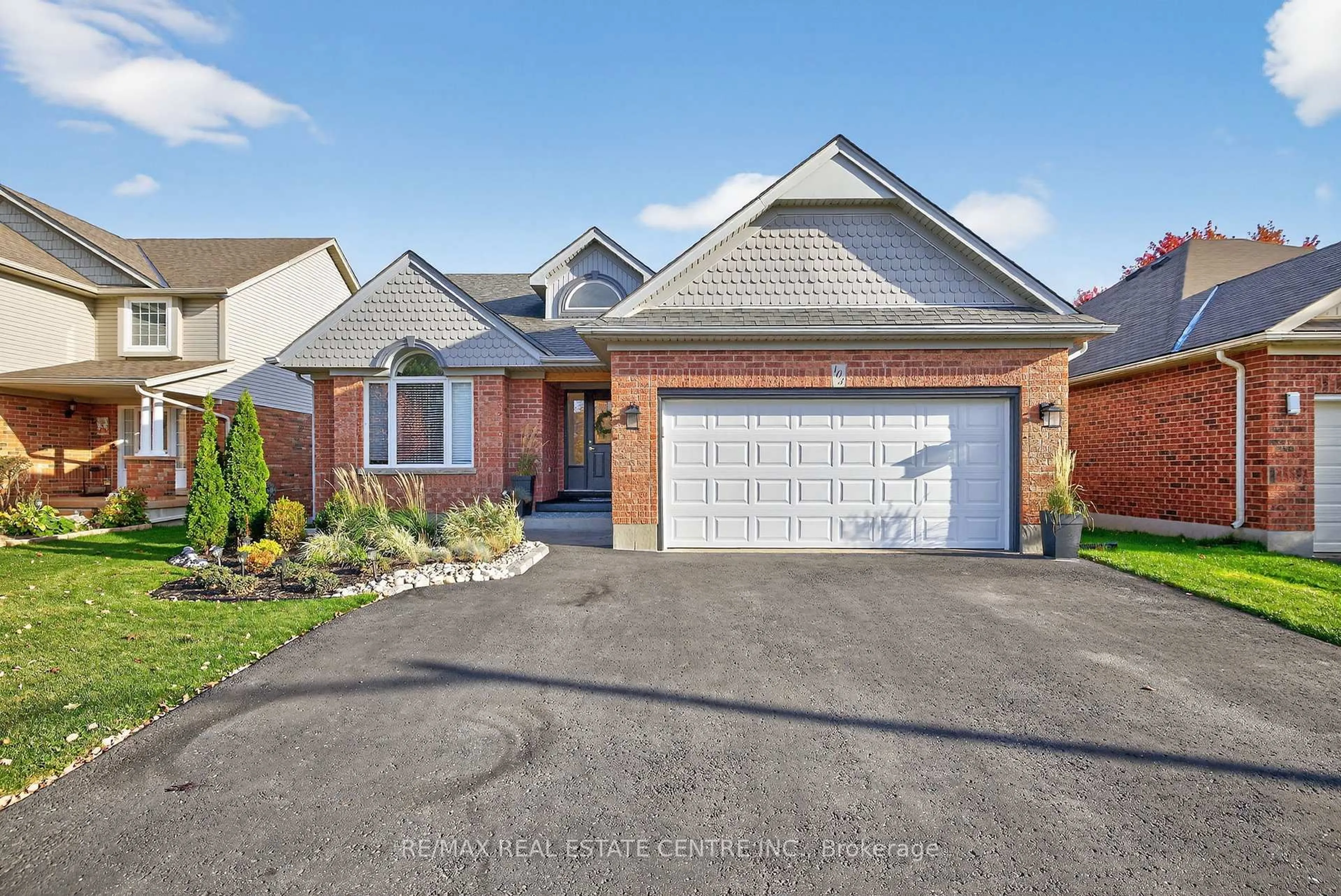 Home with brick exterior material, street for 103 Hunter Rd, Orangeville Ontario L9W 5C2