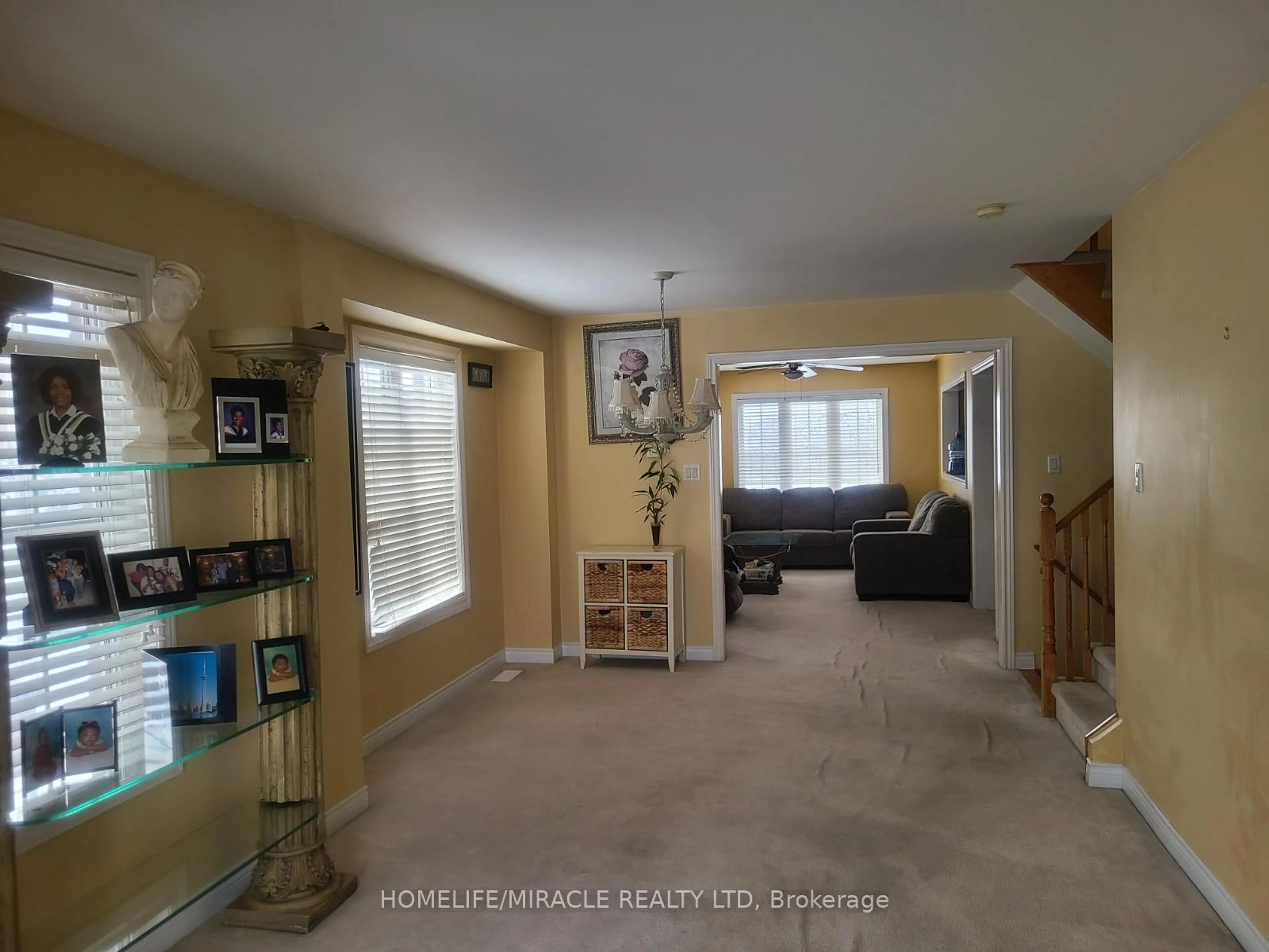 A pic of a room for 60 Panama Pl, Brampton Ontario L6P 2G6