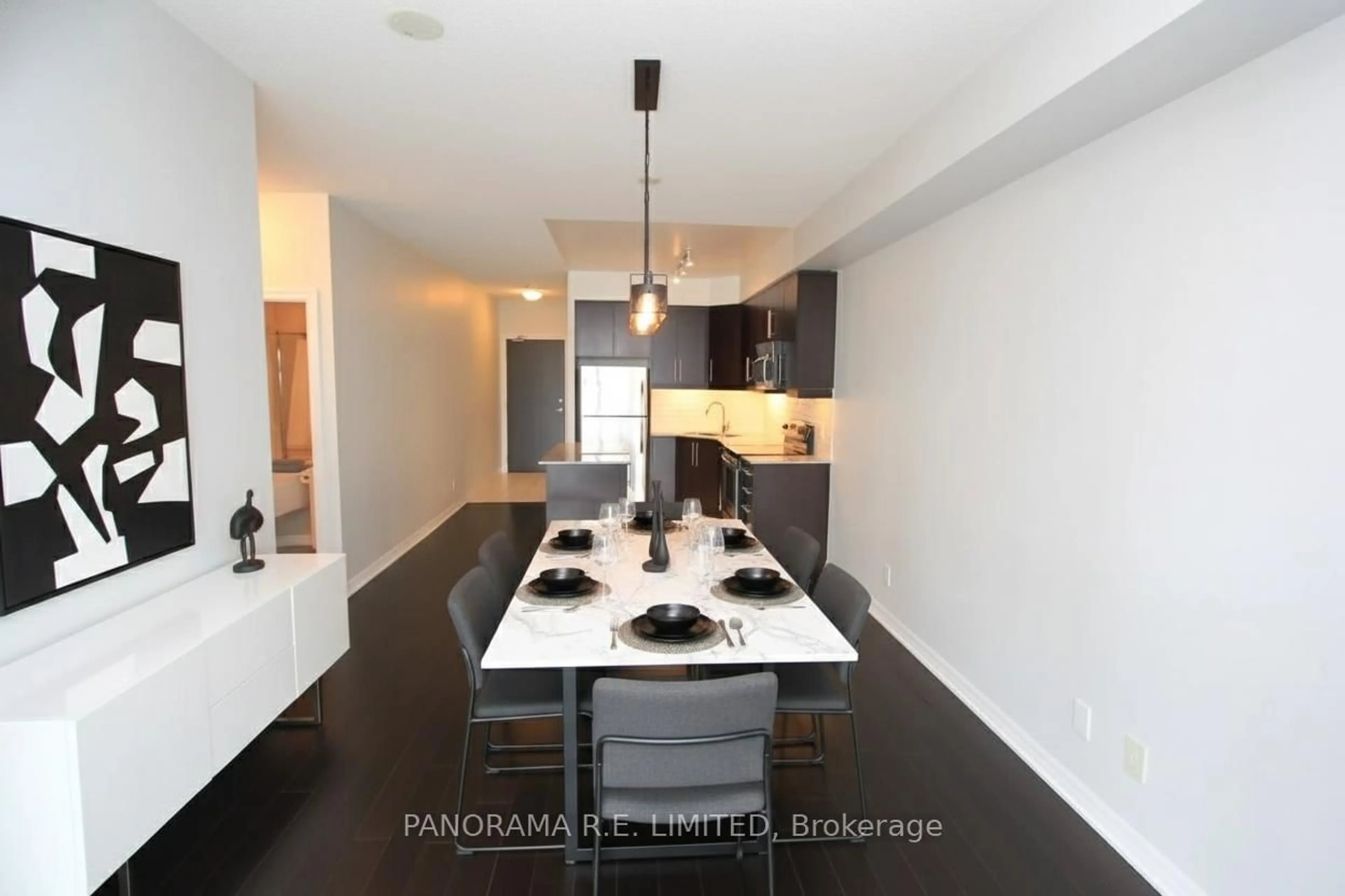 Dining room, unknown for 223 Webb Dr #2408, Mississauga Ontario L5B 0E8