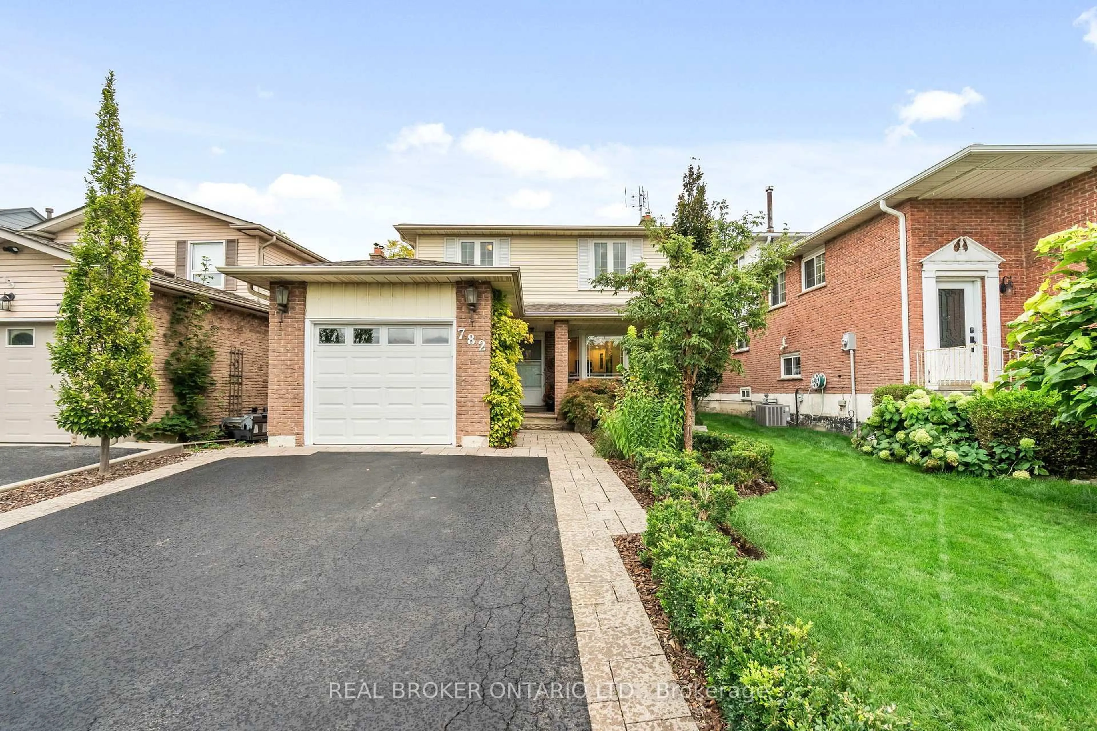 Home with brick exterior material, street for 782 Laurier Ave, Milton Ontario L9T 4H1