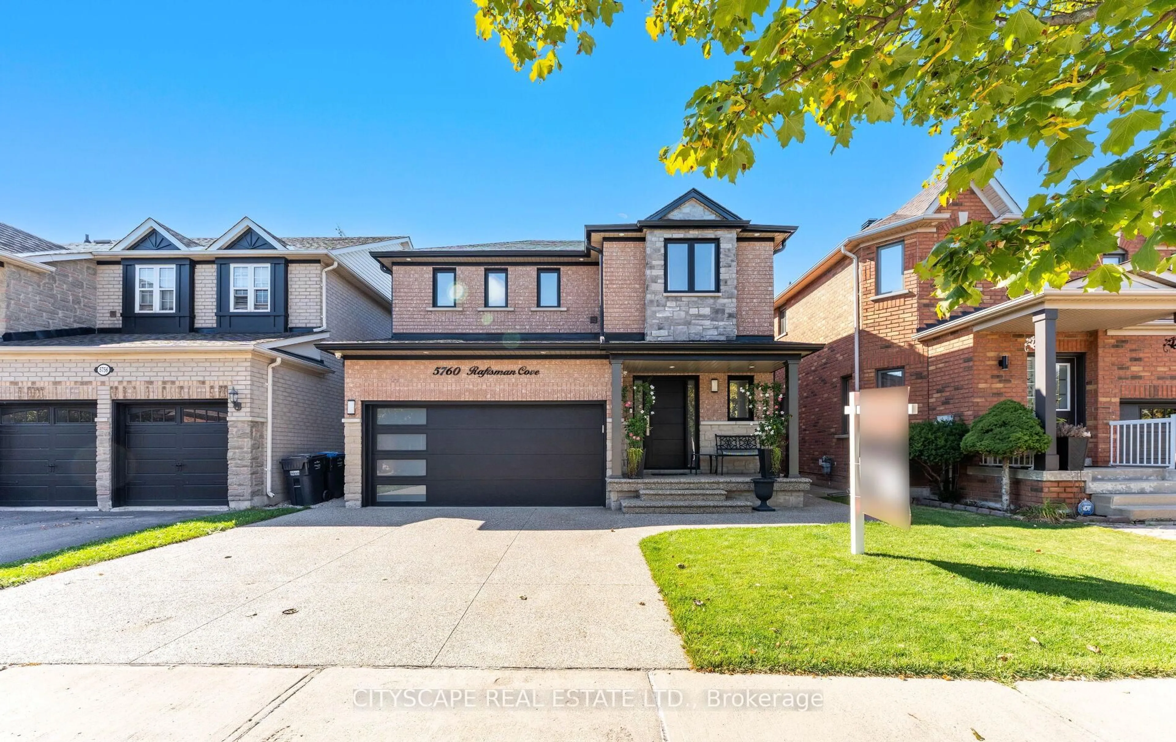 Home with brick exterior material, street for 5760 Raftsman Cove St, Mississauga Ontario L5M 7B3