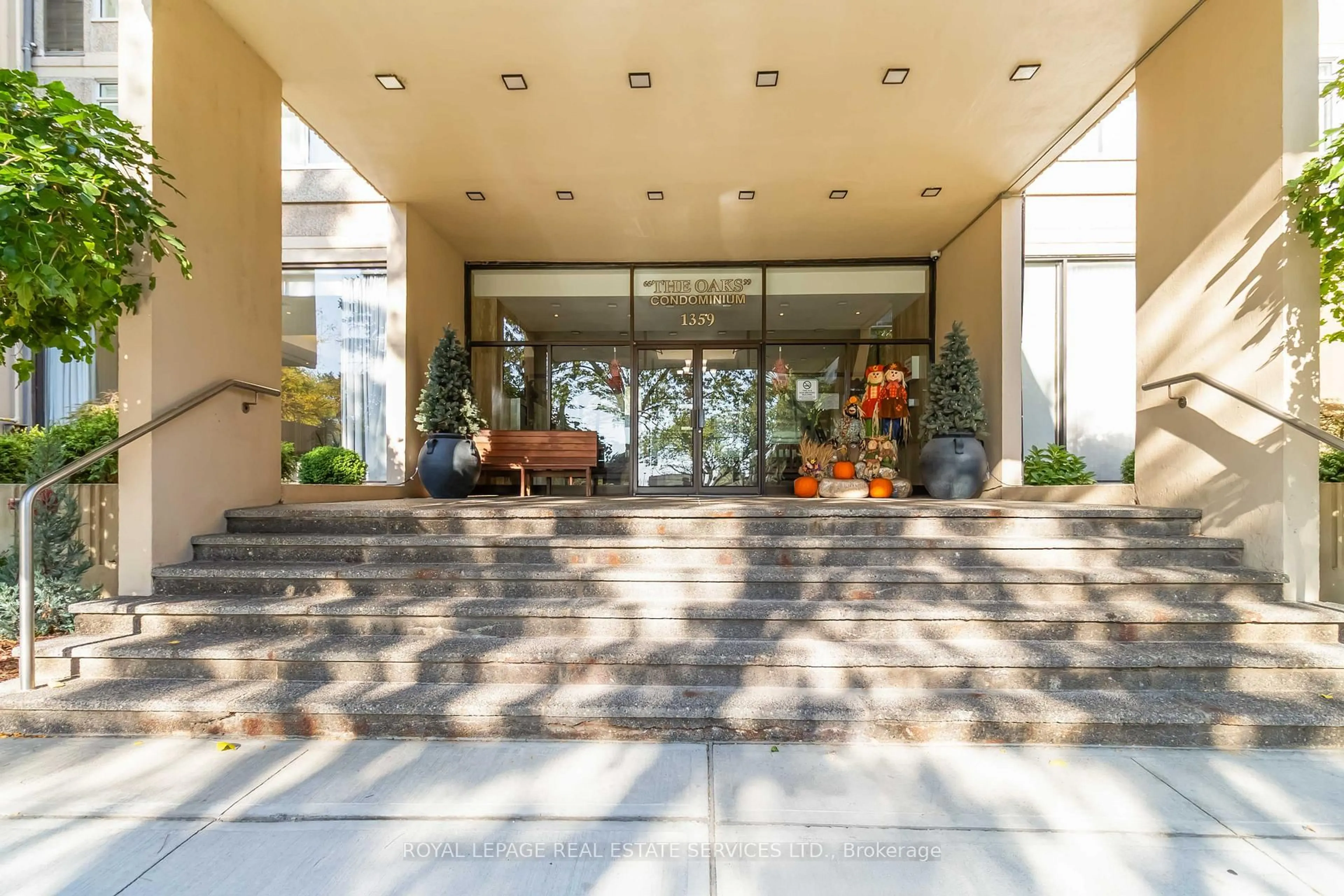 Unknown for 1359 White Oaks Blvd #602, Oakville Ontario L6H 2R8