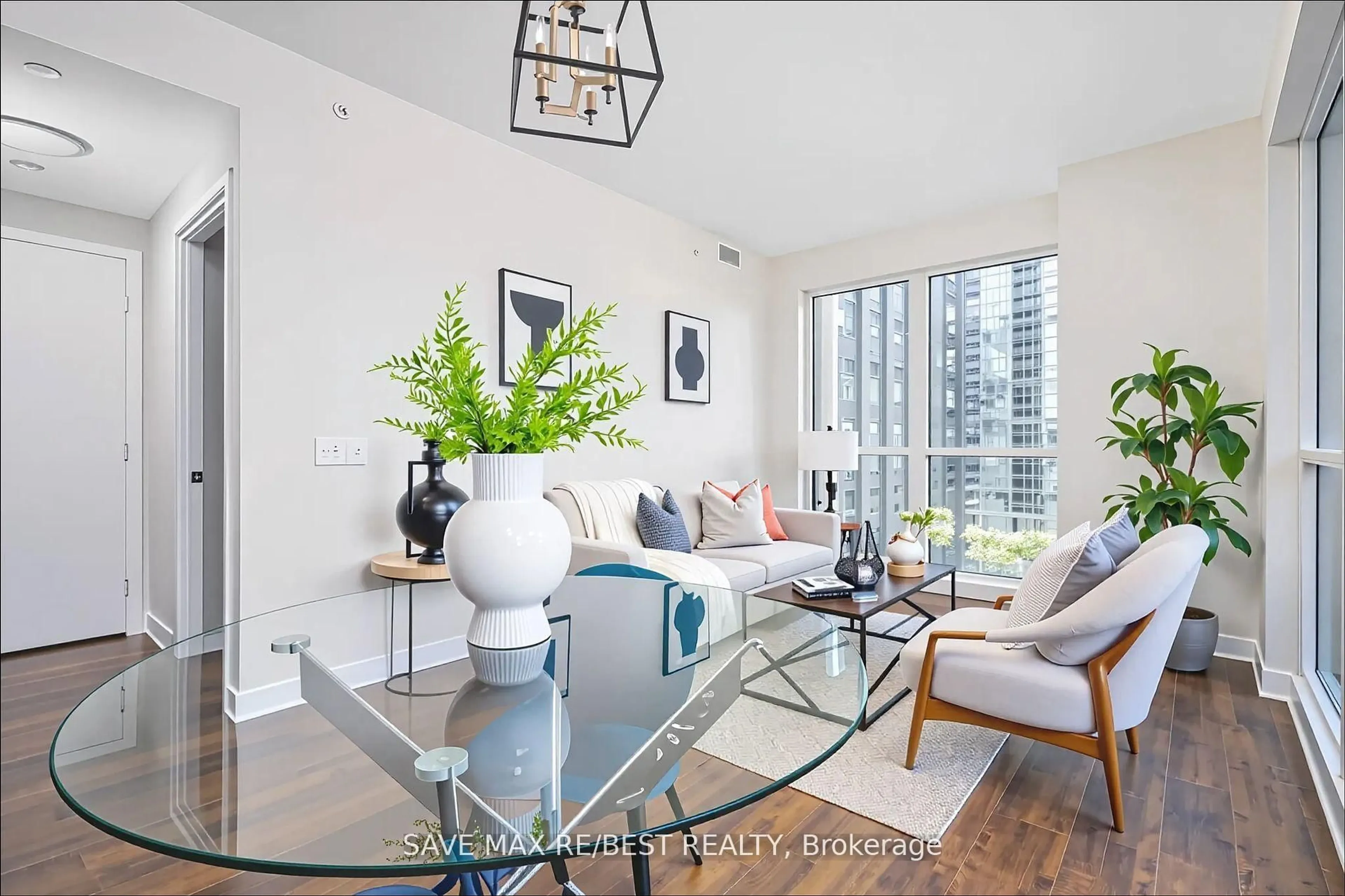 Living room with furniture, unknown for 10 Park Lawn Rd #807, Toronto Ontario M8V 0H9