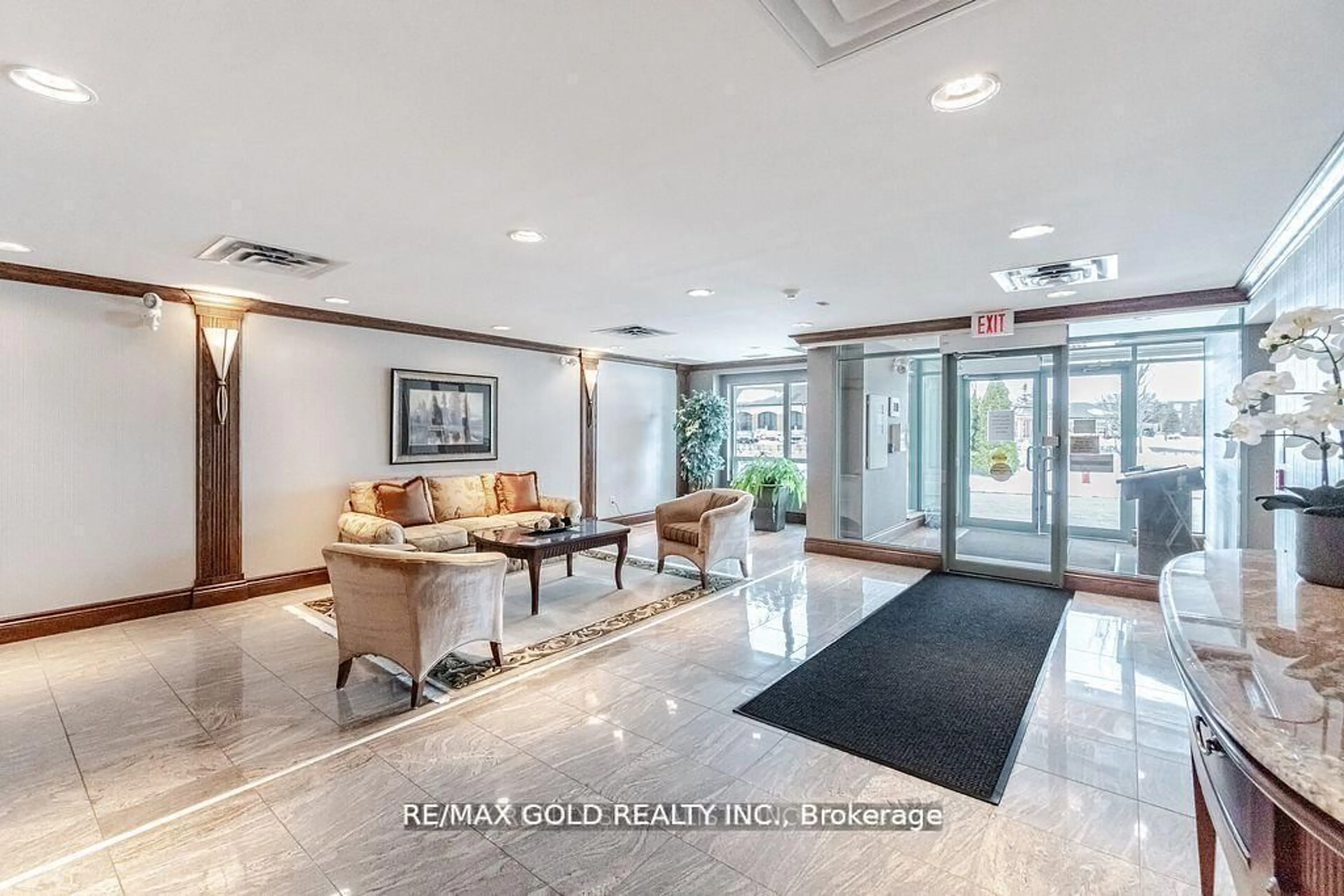 Lobby for 25 Via Rosedale Way #108, Brampton Ontario L6R 3J4