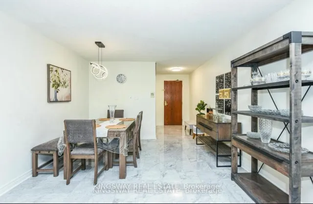 156 Enfield Pl #2801, Mississauga