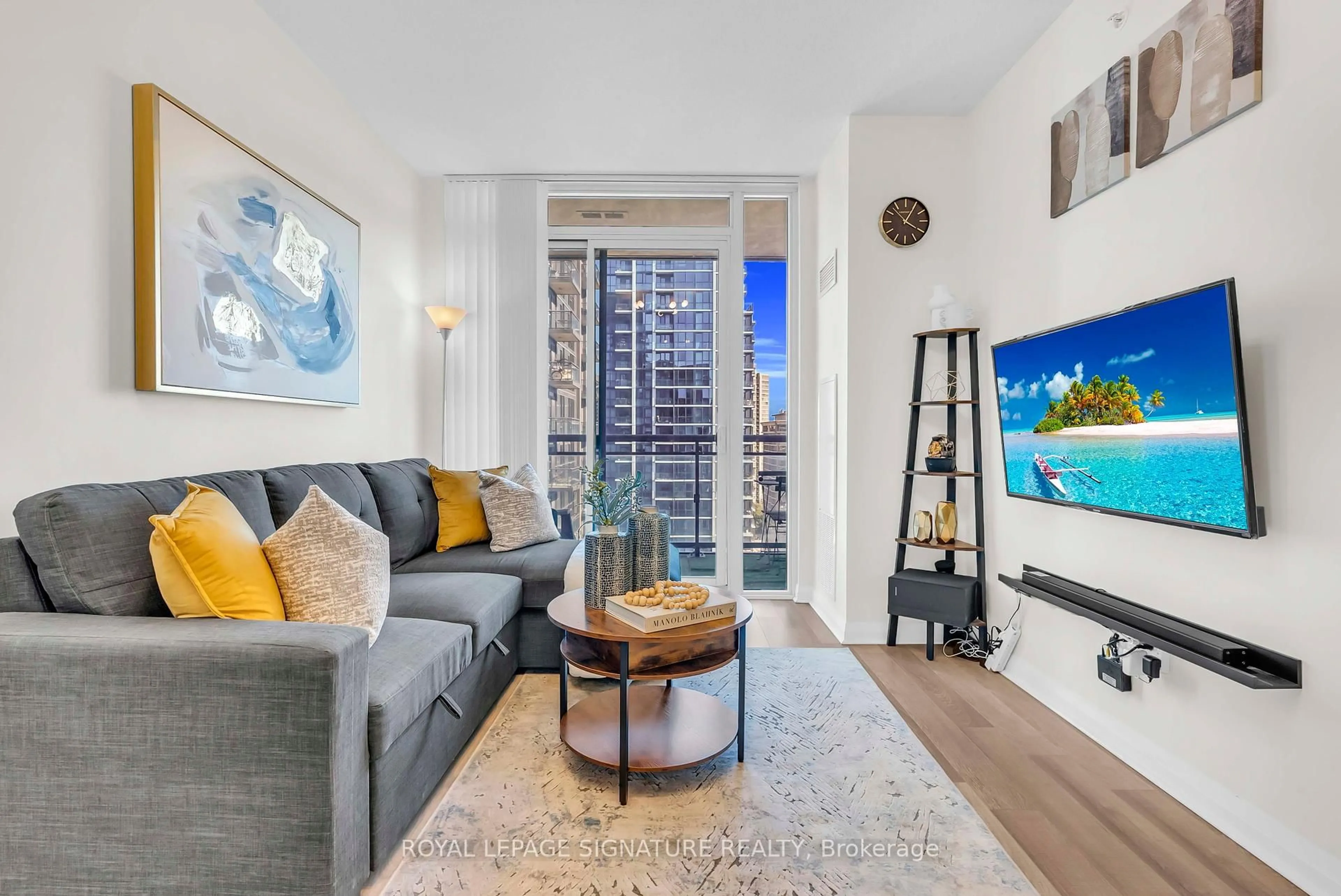 Living room with furniture, unknown for 5033 Four Springs Ave #1811, Mississauga Ontario L5R 0G6