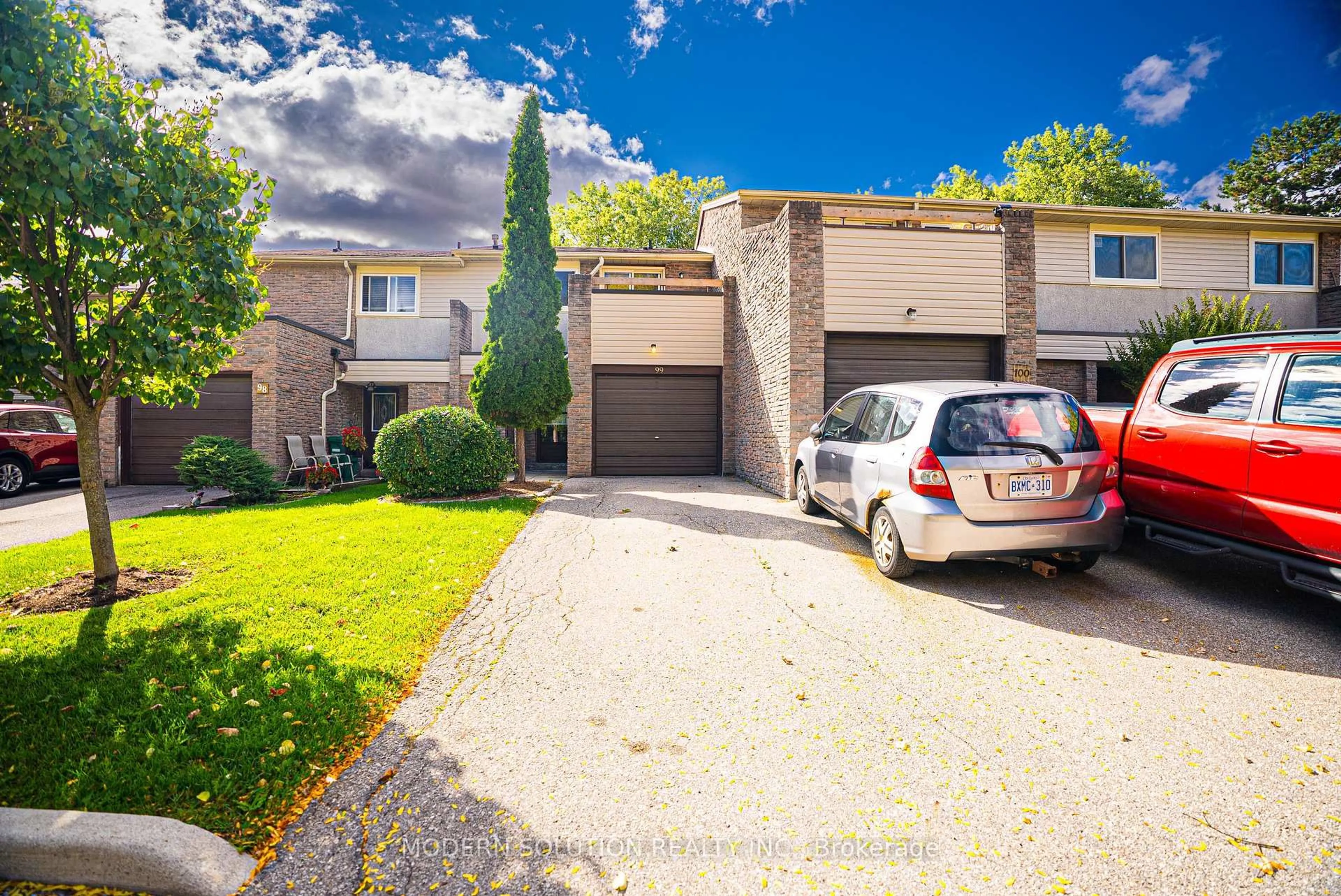 A pic from outside/outdoor area/front of a property/back of a property/a pic from drone, street for 7430 Copenhagen Rd #99, Mississauga Ontario L5N 2C4