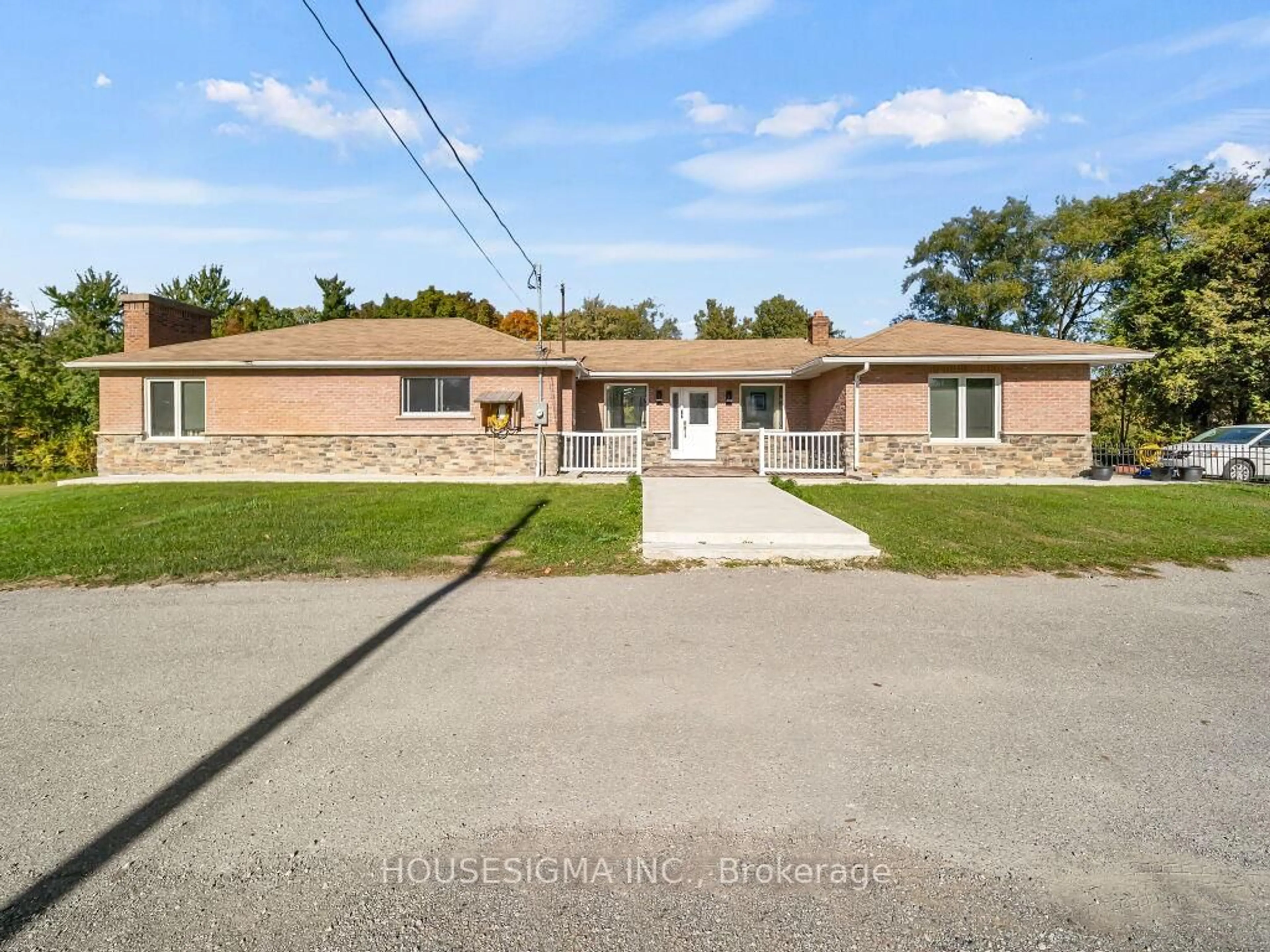 A pic from outside/outdoor area/front of a property/back of a property/a pic from drone, street for 12571 Regional Rd 25 Rd, Halton Hills Ontario L7J 2M1