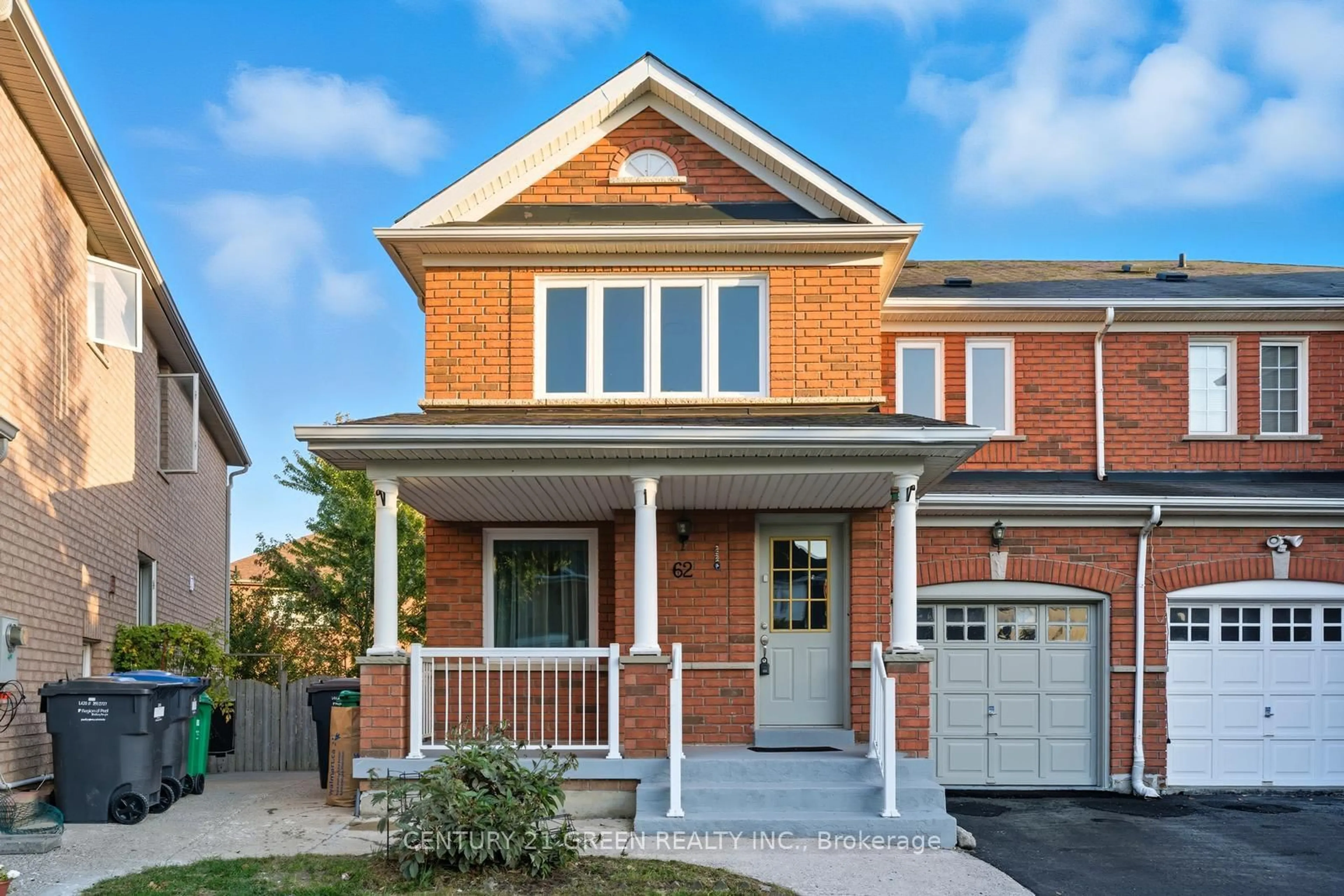 Home with brick exterior material, street for 62 Saintsbury Cres, Brampton Ontario L6R 2V8