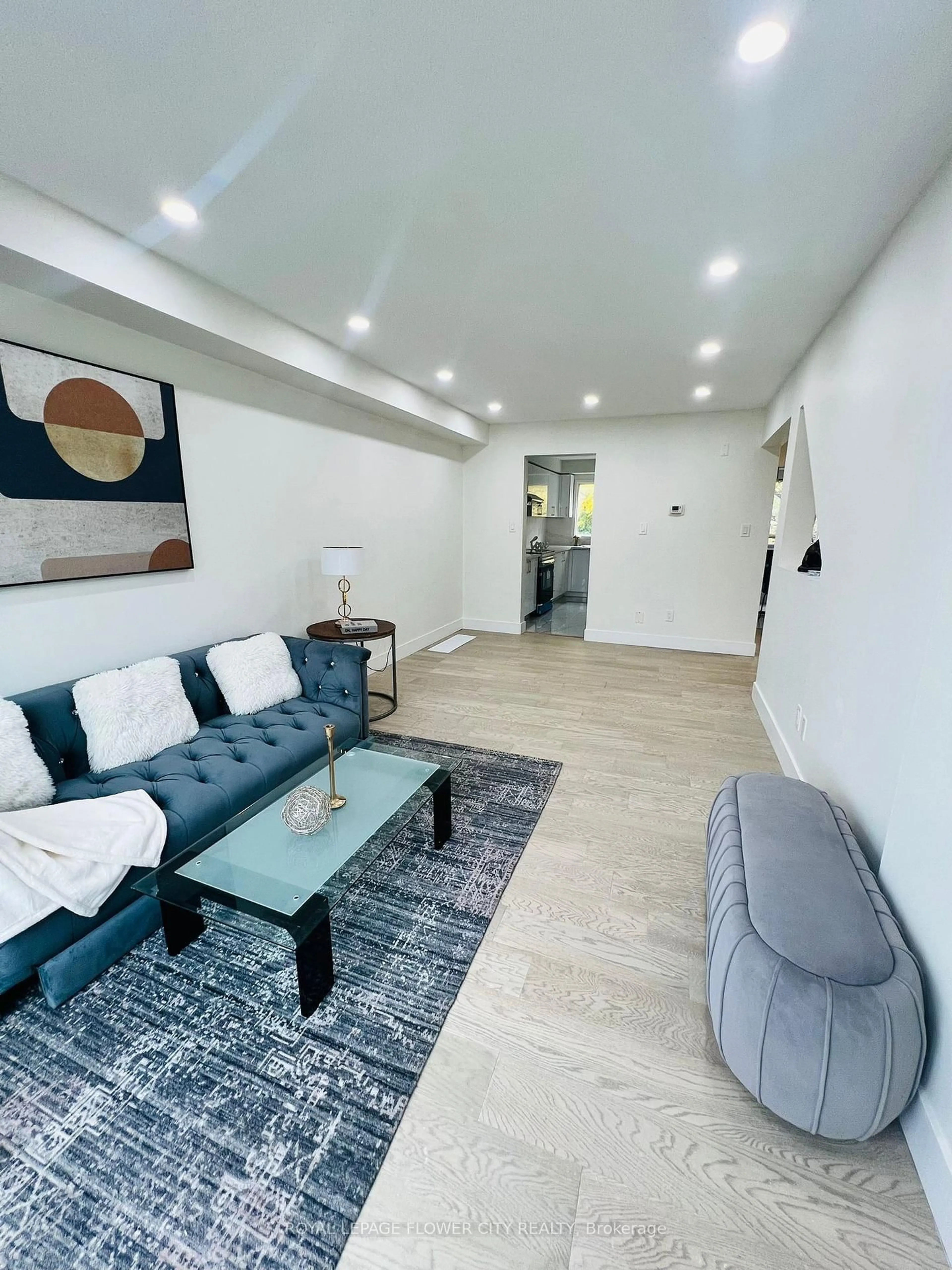 Living room with furniture, unknown for 65 Brickyard Way #35, Brampton Ontario L6V 4M2