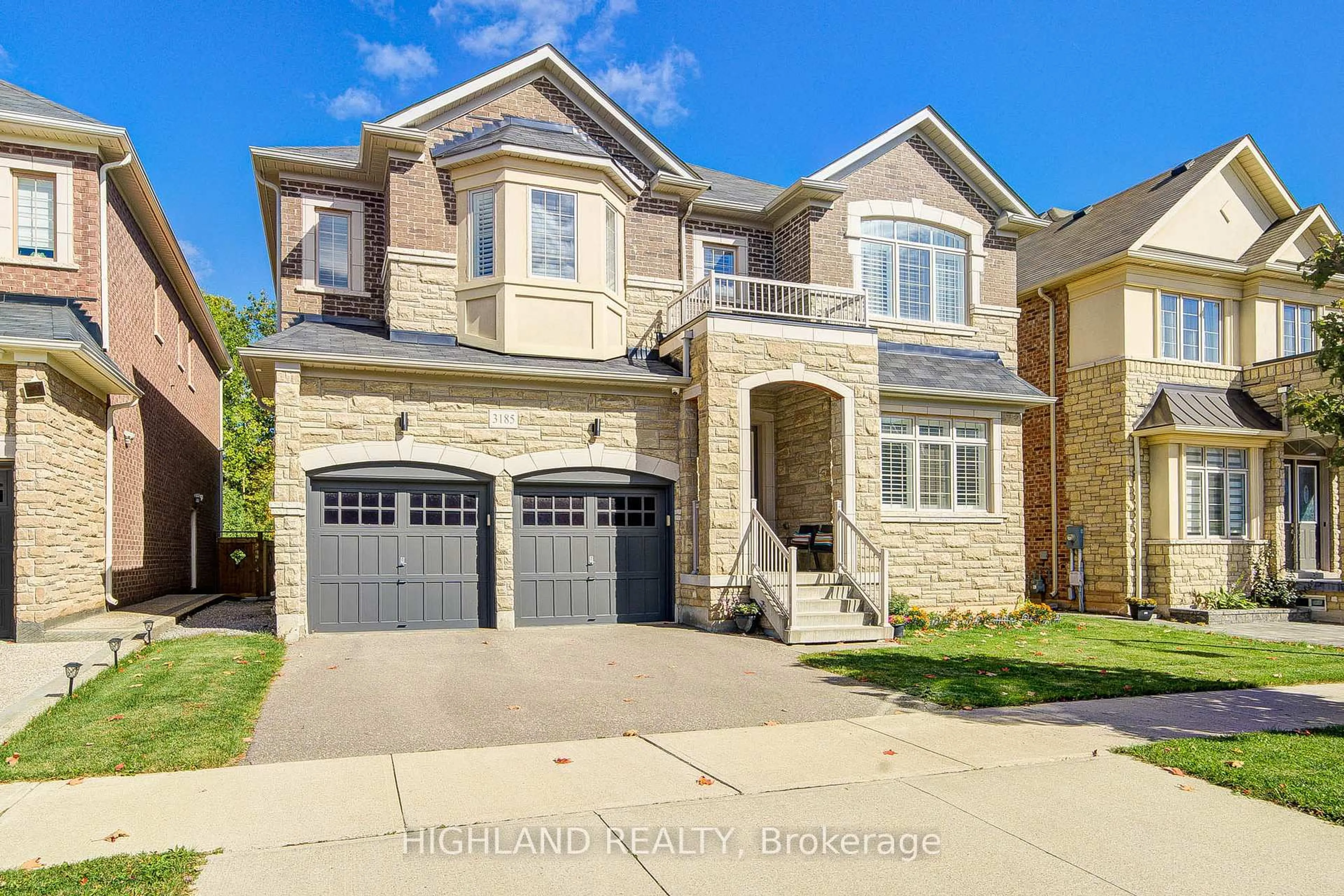 Home with brick exterior material, street for 3185 Meadow Marsh Cres, Oakville Ontario L6H 0T6