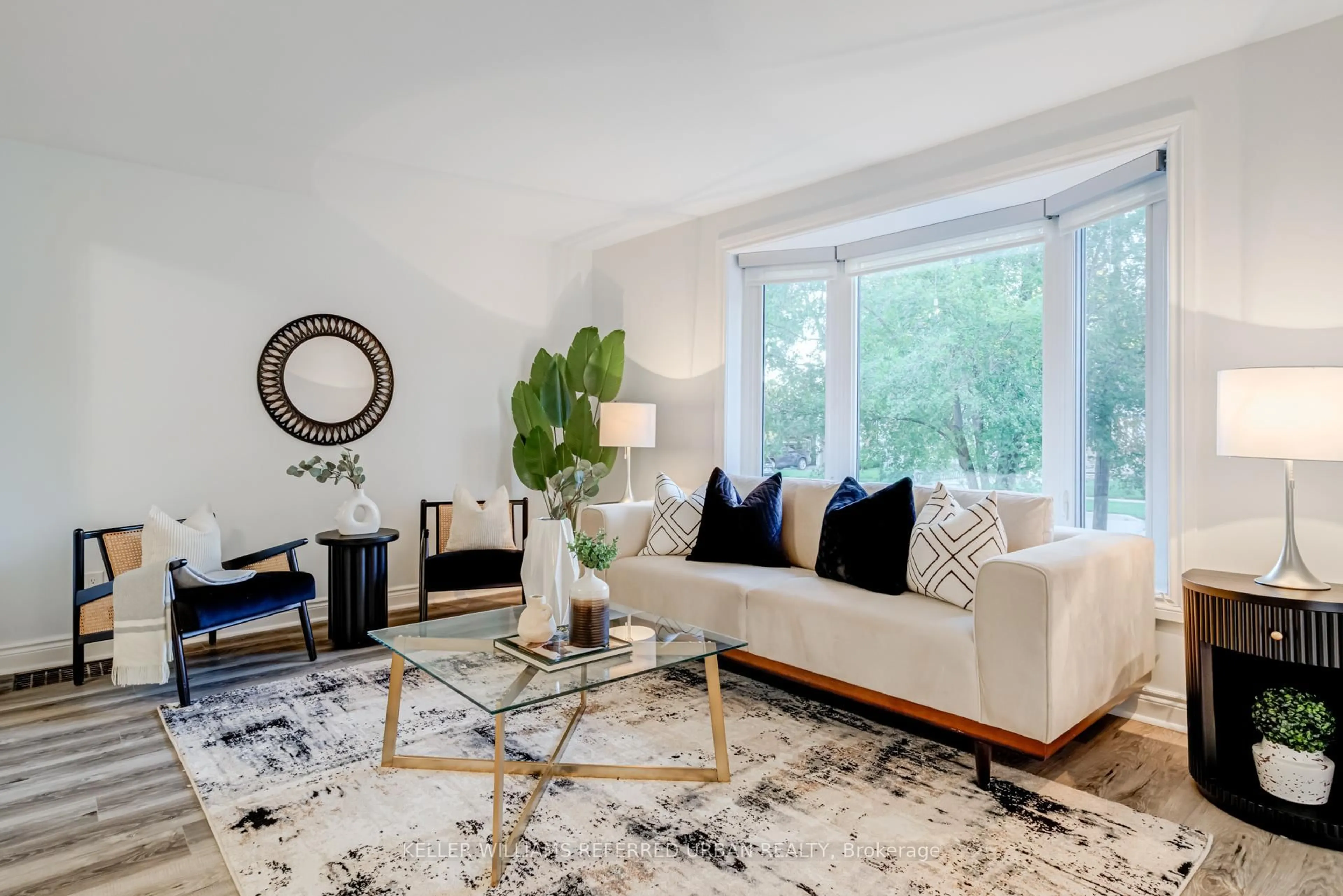 Living room with furniture, carpet floor for 22 Hargrove Lane, Toronto Ontario M8W 4T8