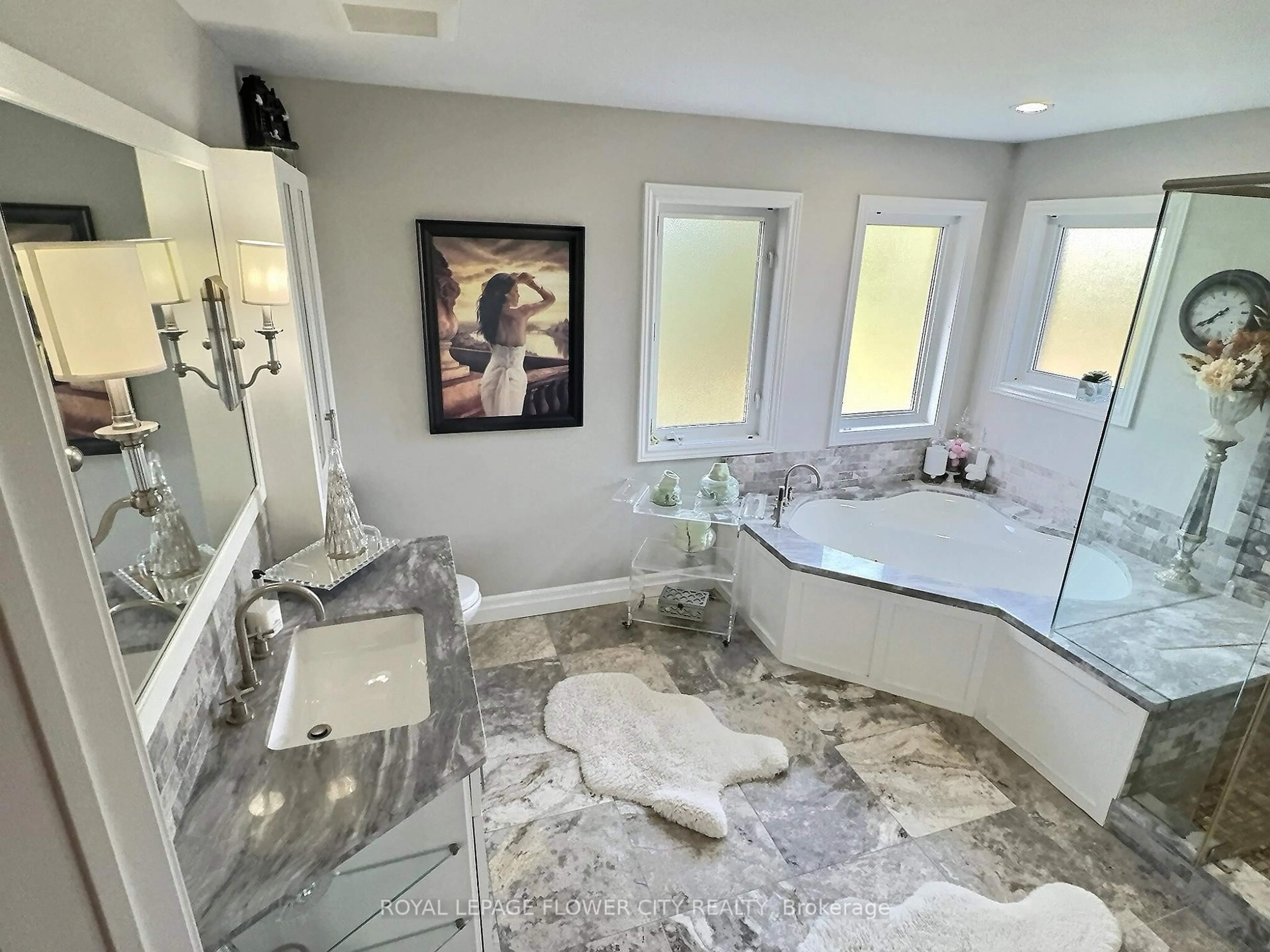 Contemporary bathroom, ceramic/tile floor for 70 Colonel Bertram Rd, Brampton Ontario L6Z 4T6