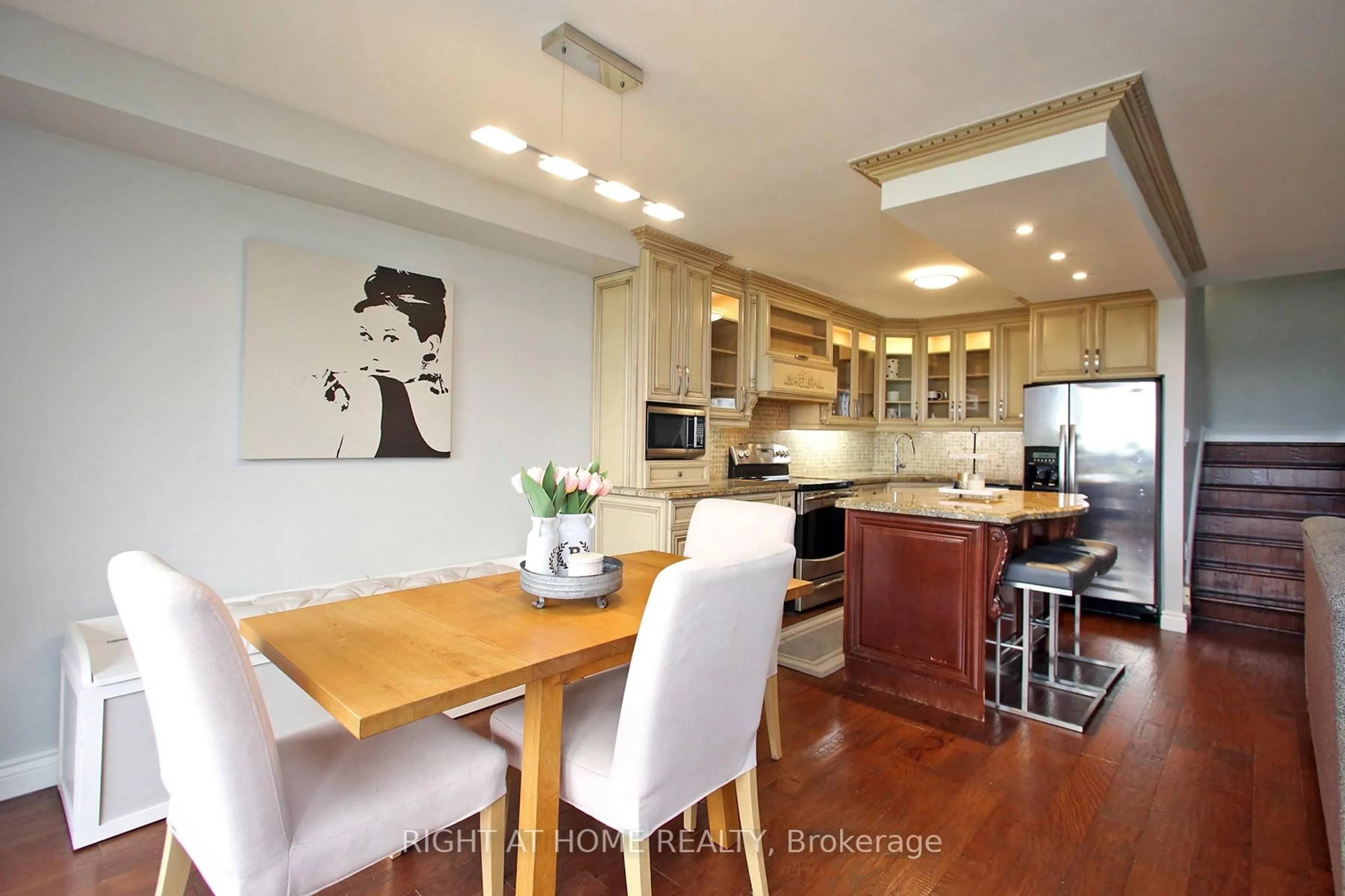 Open concept kitchen, wood/laminate floor for 11 Wincott Dr #1508, Toronto Ontario M9R 2R9