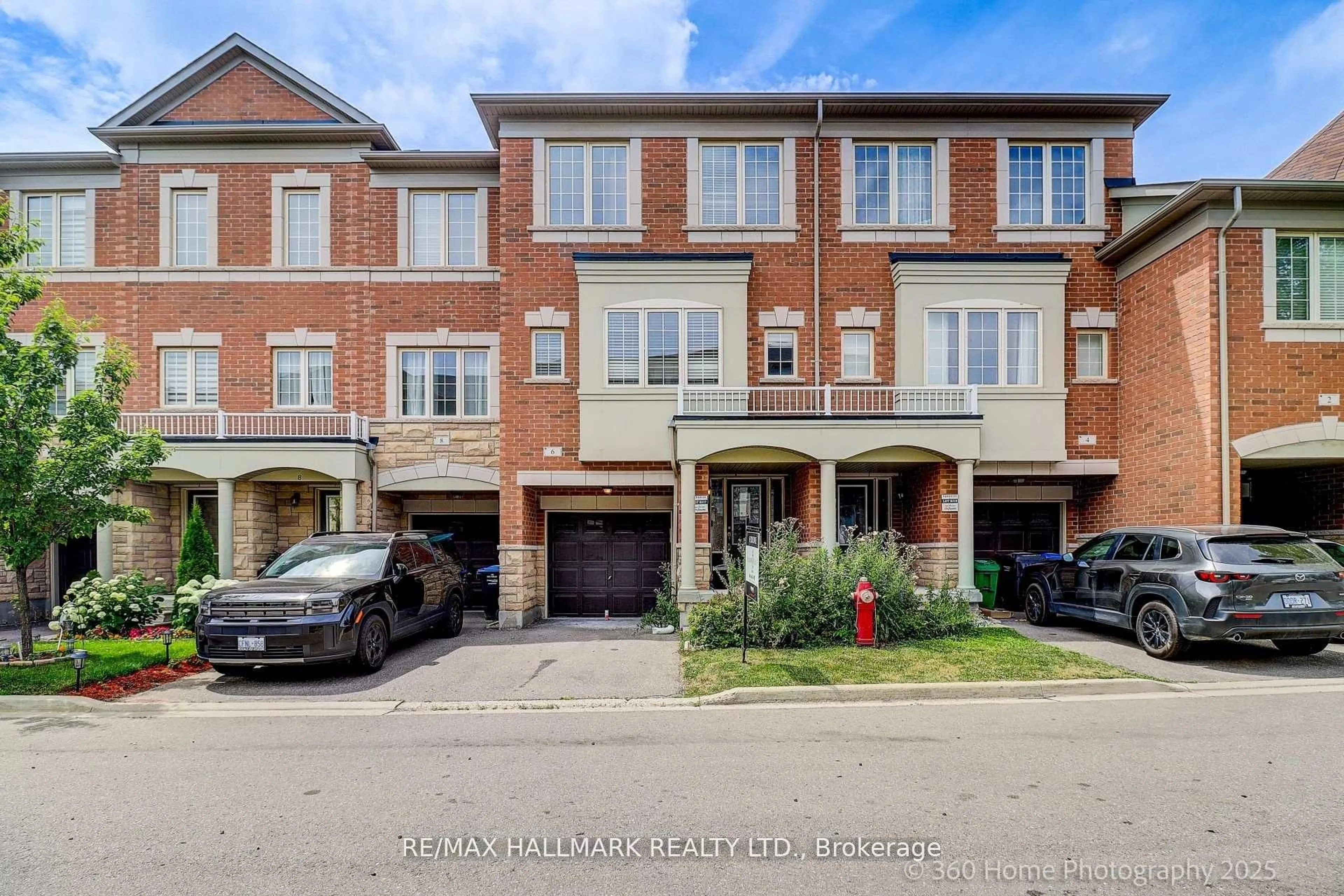 A pic from outside/outdoor area/front of a property/back of a property/a pic from drone, street for 6 Aspen Hills Rd, Brampton Ontario L6Y 6E3