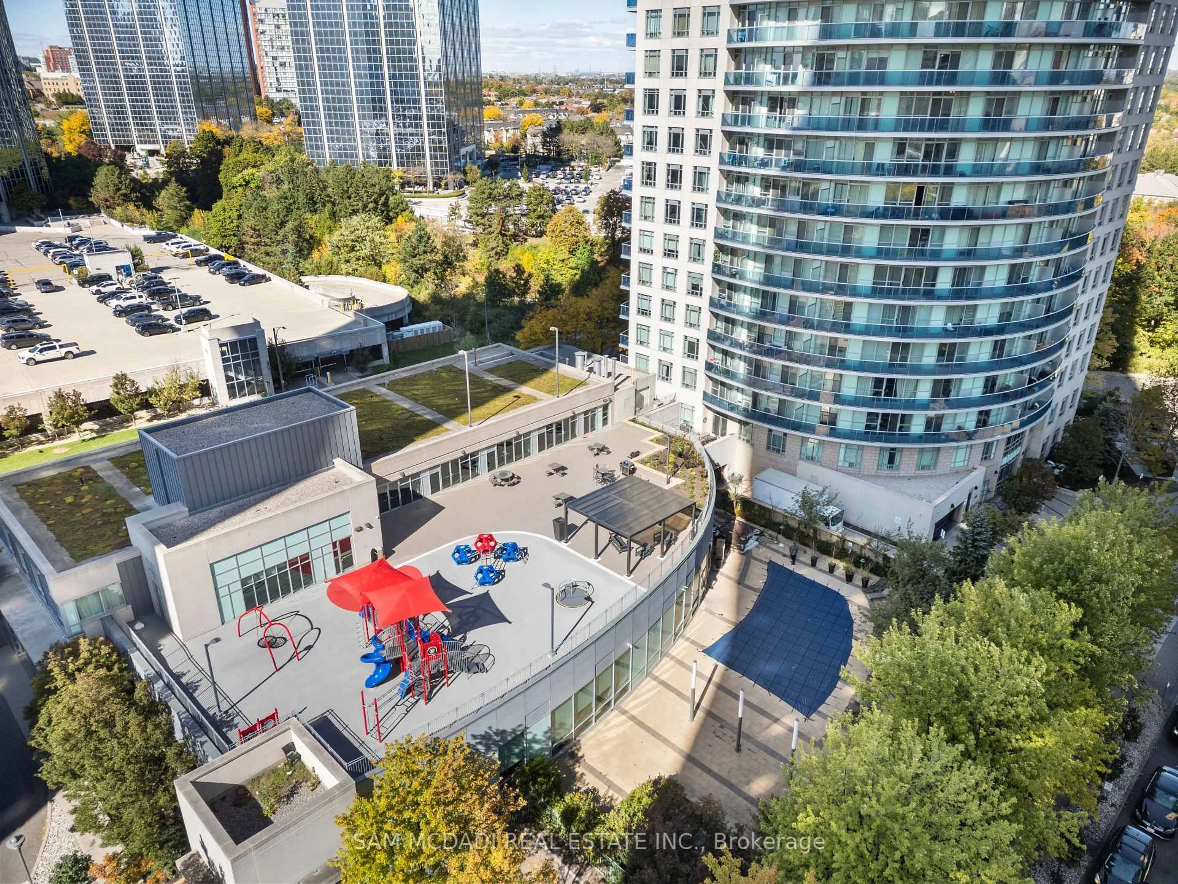 A pic from outside/outdoor area/front of a property/back of a property/a pic from drone, city buildings view from balcony for 80 Absolute Ave #911, Mississauga Ontario L4Z 0A5