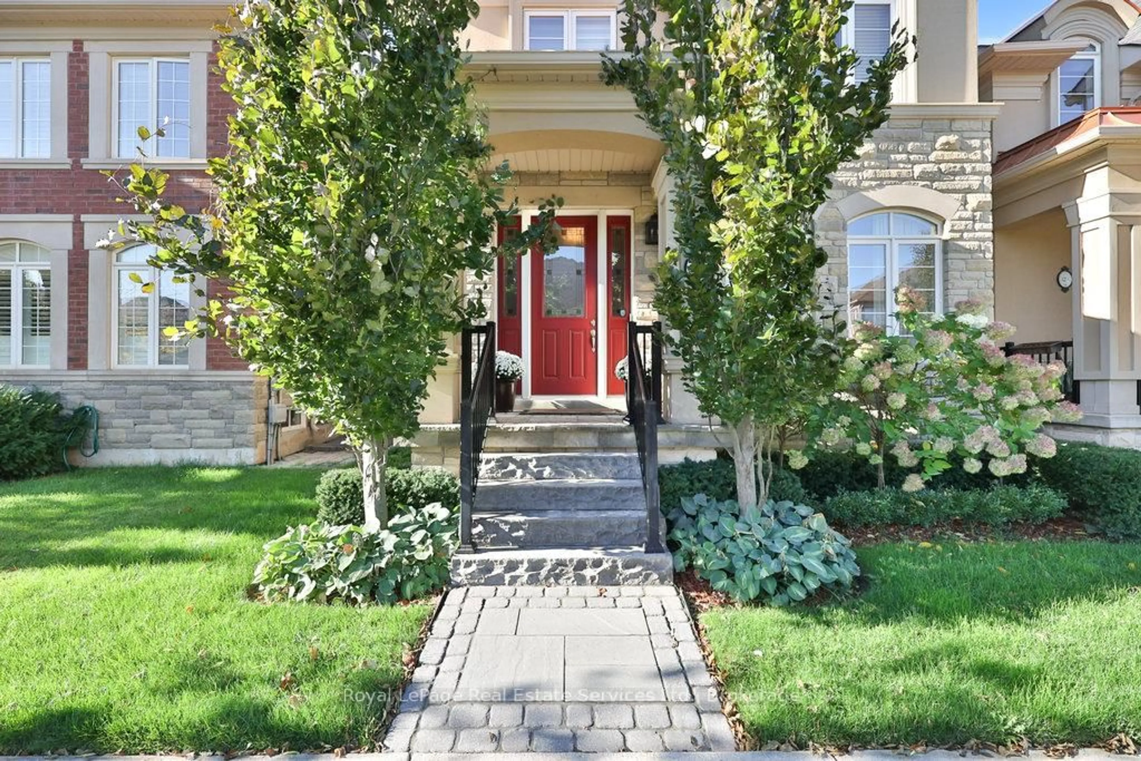 Unknown for 3294 Robert Brown Blvd, Oakville Ontario L6M 0N7