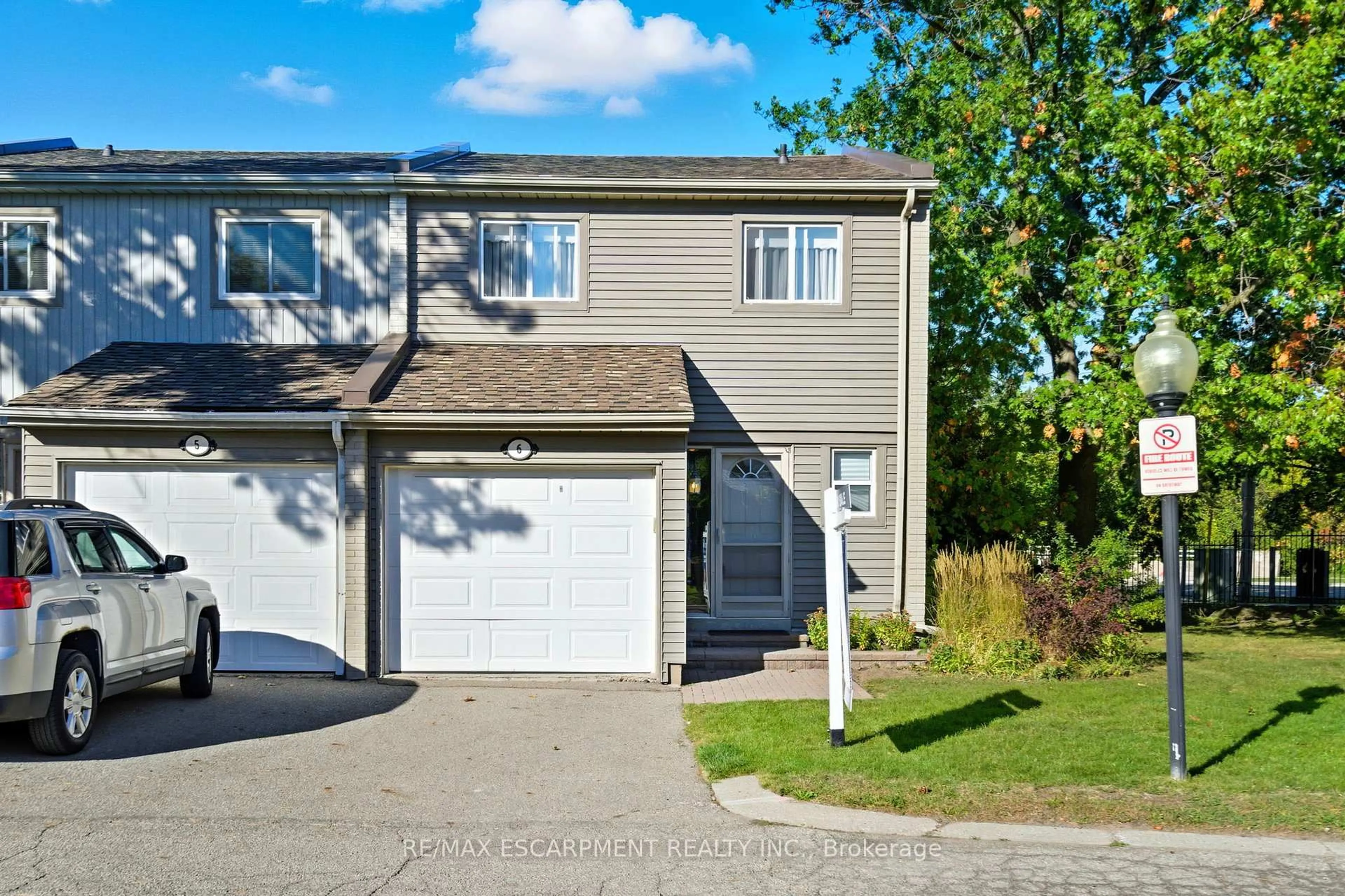 Unknown for 3500 Glen Erin Dr #6, Mississauga Ontario L5L 1W6